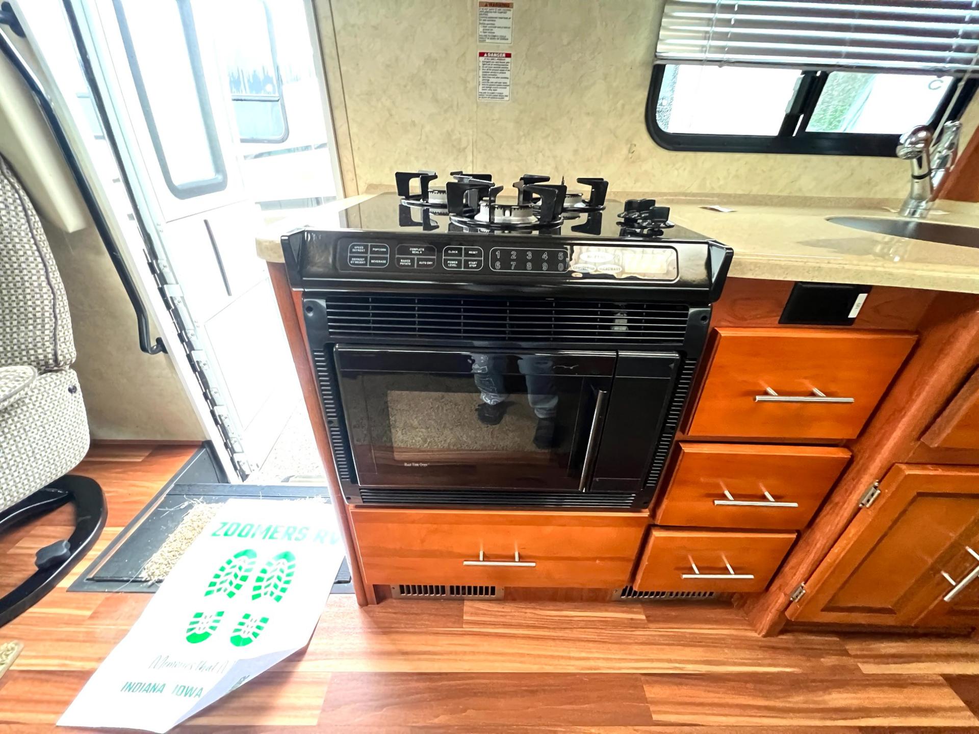 2012 Coachmen 2012 Coachmen Concord - thumbnail 31