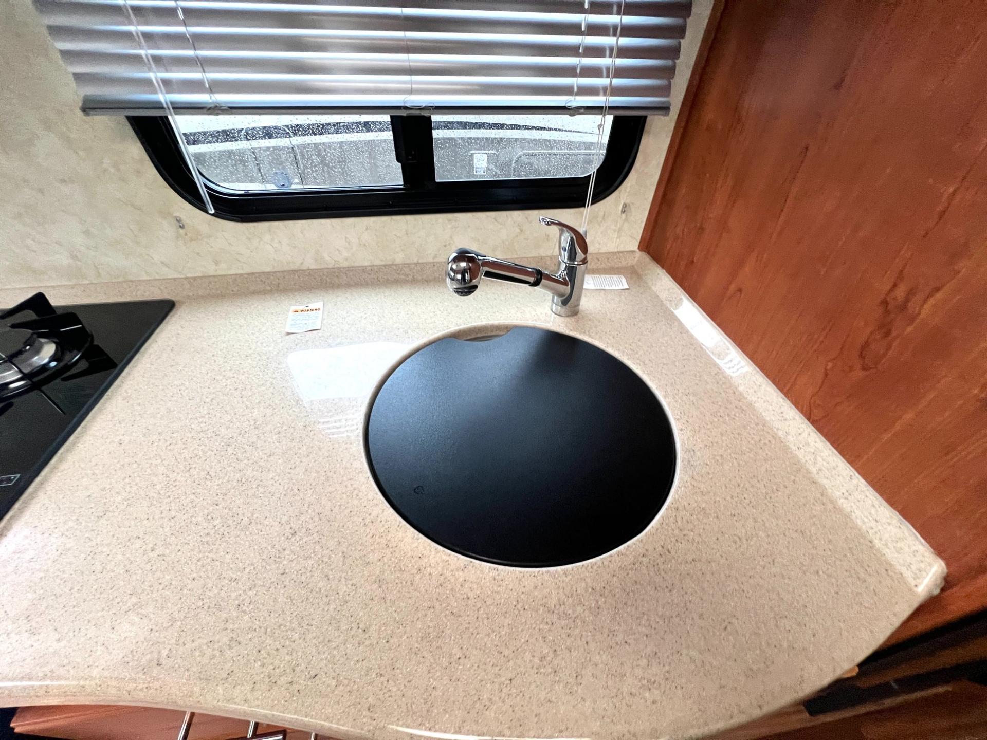 2012 Coachmen 2012 Coachmen Concord - thumbnail 33