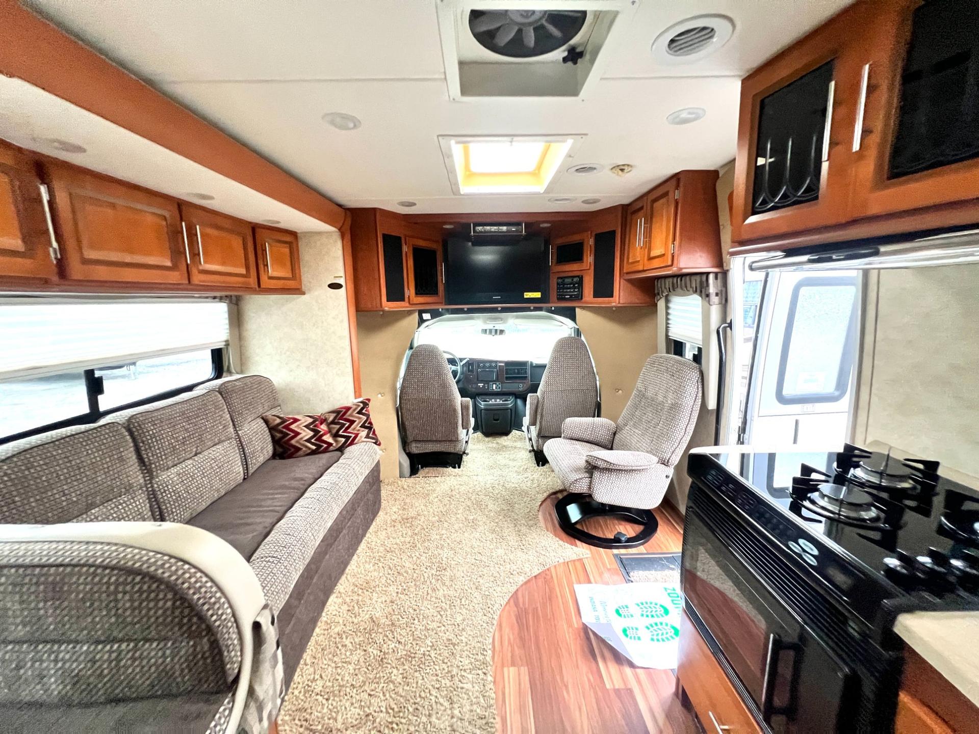 2012 Coachmen 2012 Coachmen Concord - thumbnail 46