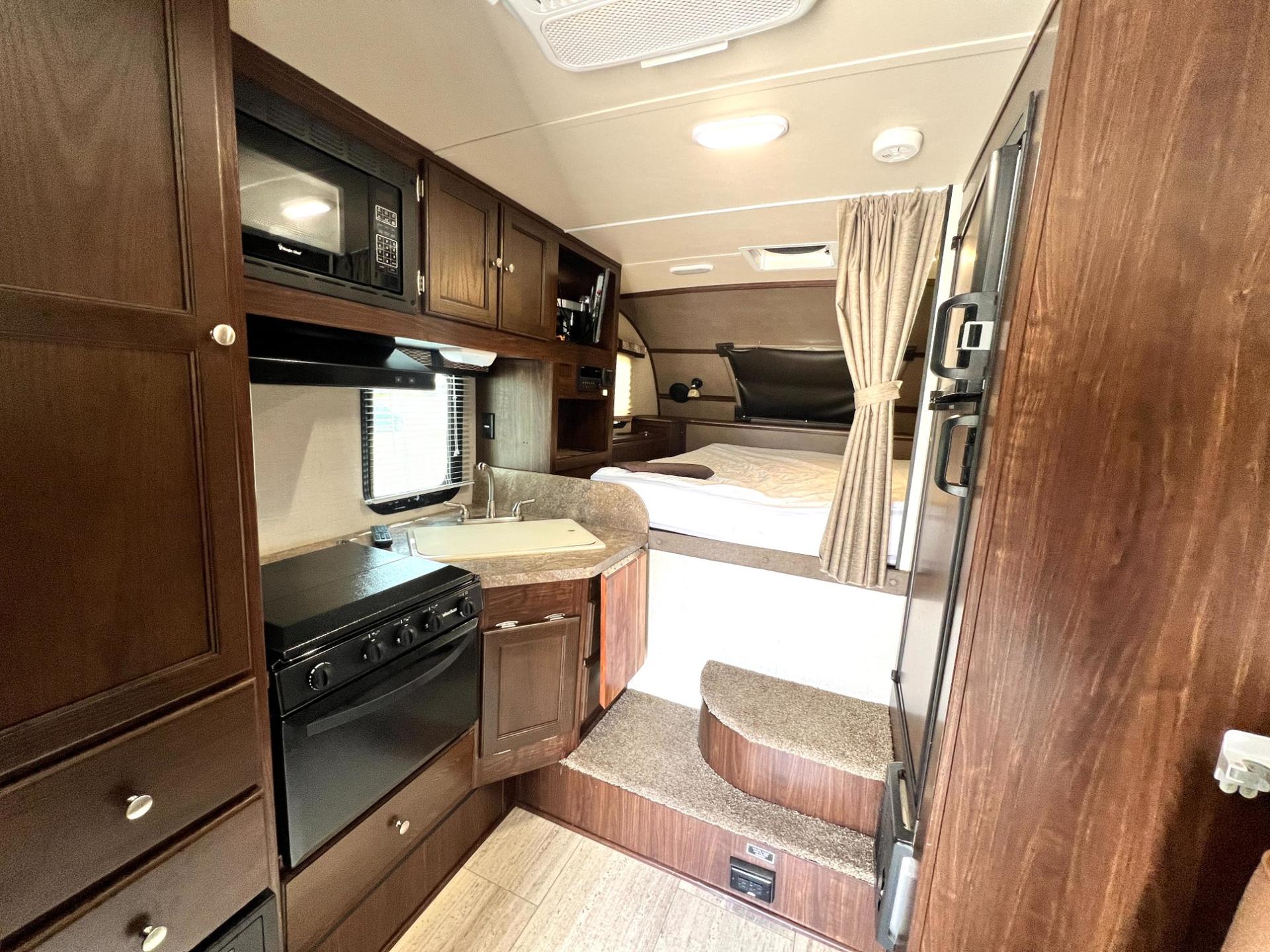 2018 Palomino 2018 Palomino Backpack - thumbnail 12