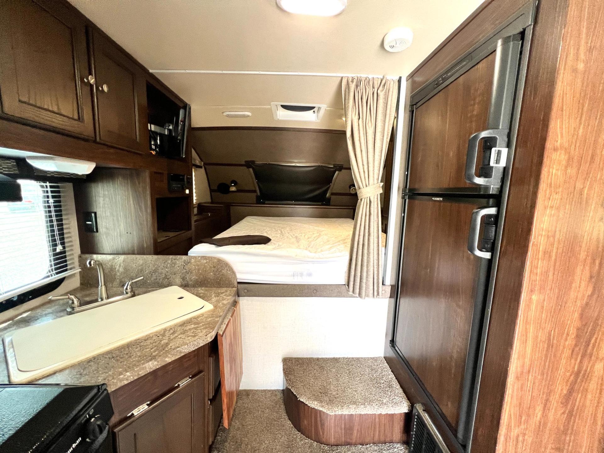 2018 Palomino 2018 Palomino Backpack - thumbnail 13