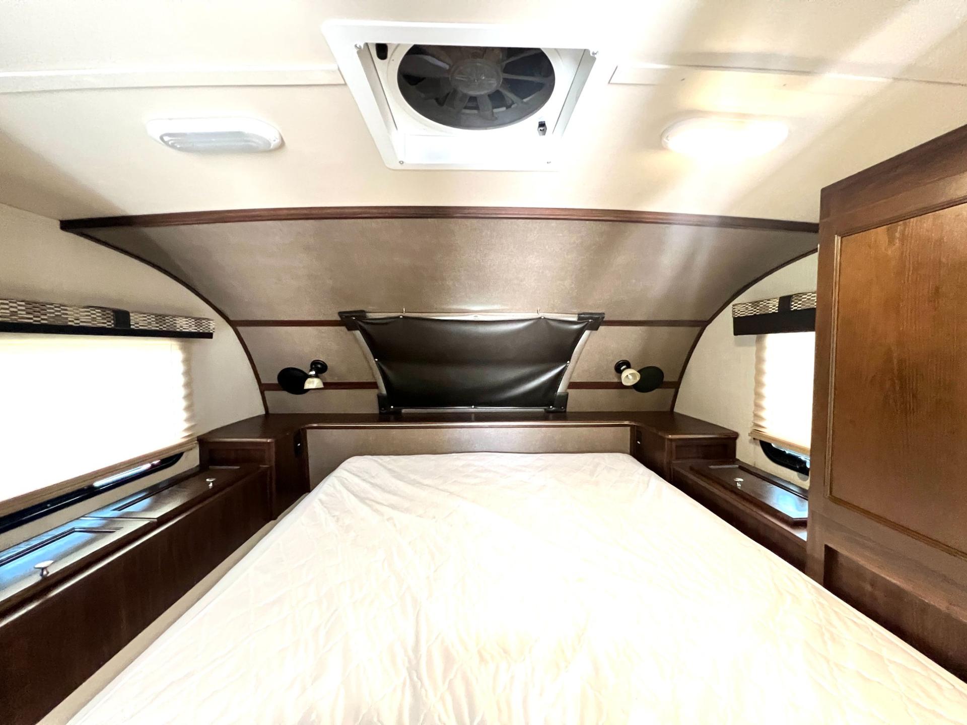 2018 Palomino 2018 Palomino Backpack - thumbnail 22