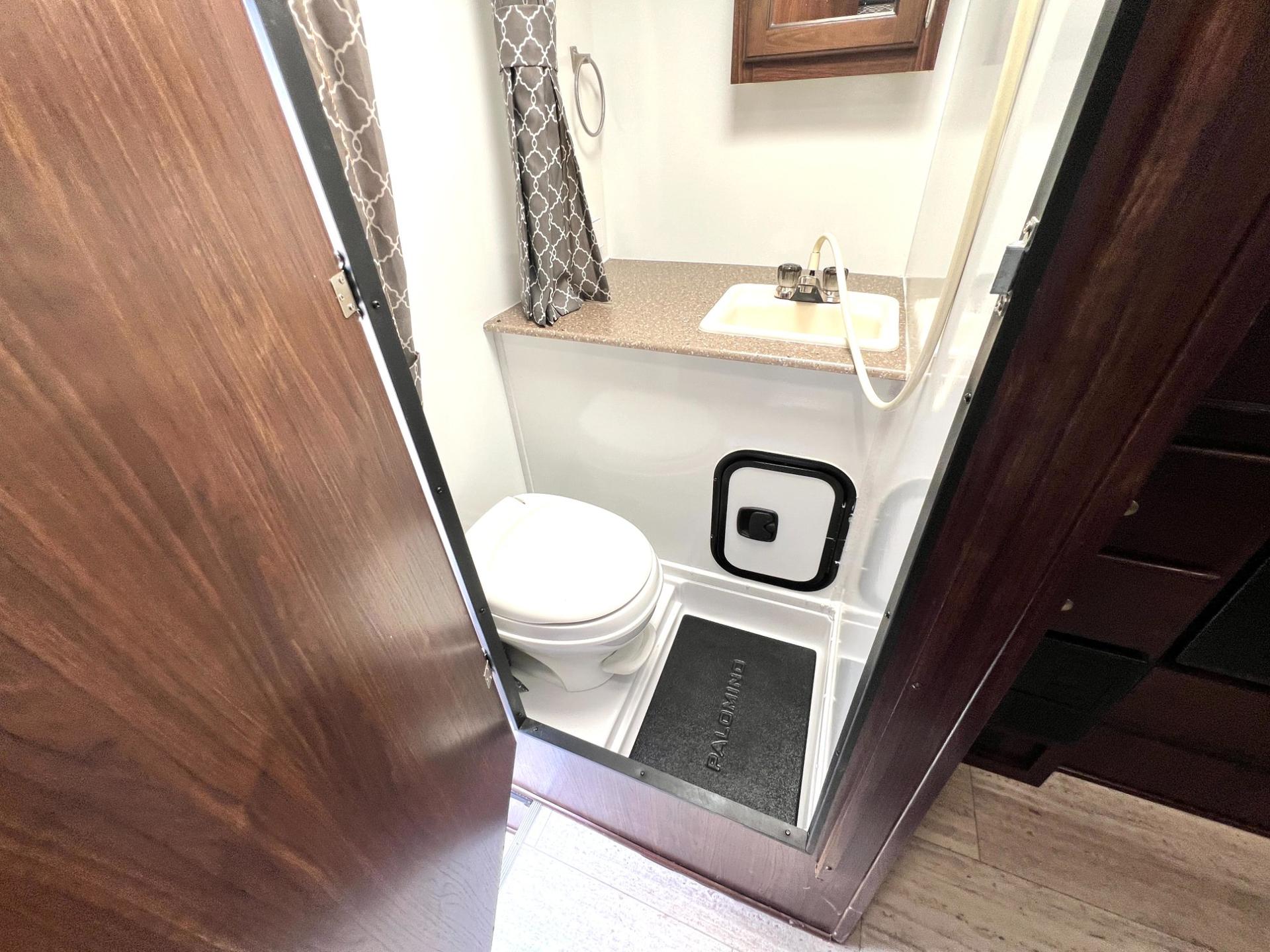 2018 Palomino 2018 Palomino Backpack - thumbnail 30