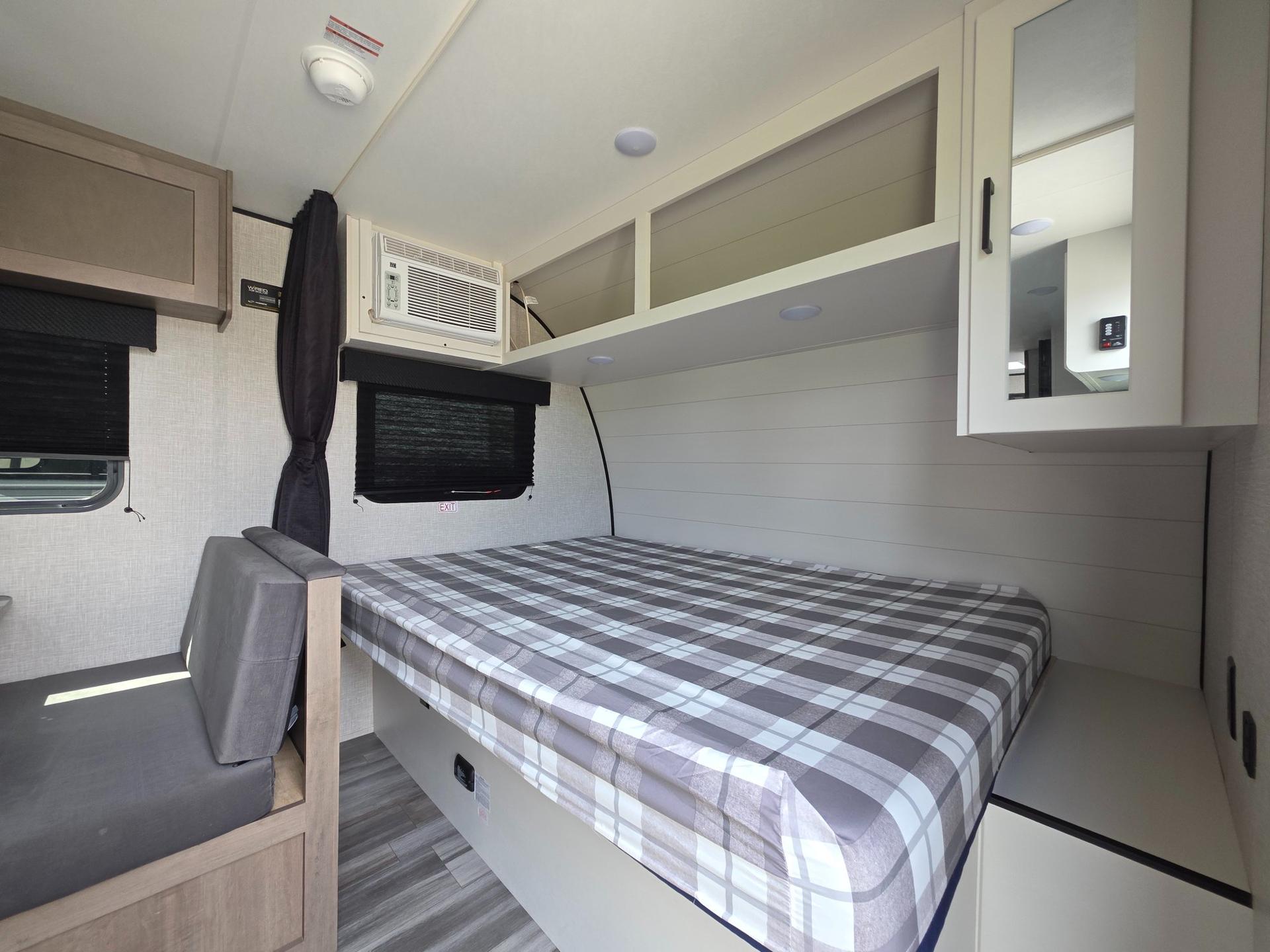 2025 Jayco 2025 Jayco Jay Flight SLX - thumbnail 10