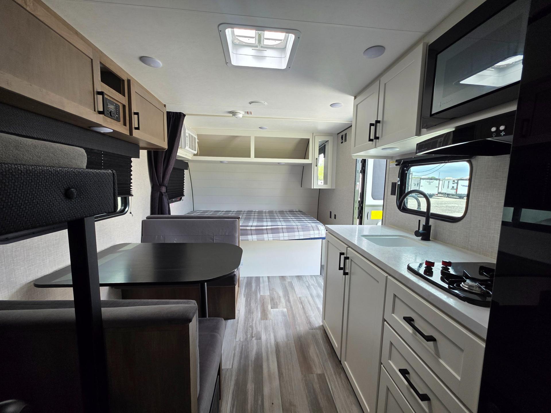 2025 Jayco 2025 Jayco Jay Flight SLX - thumbnail 20