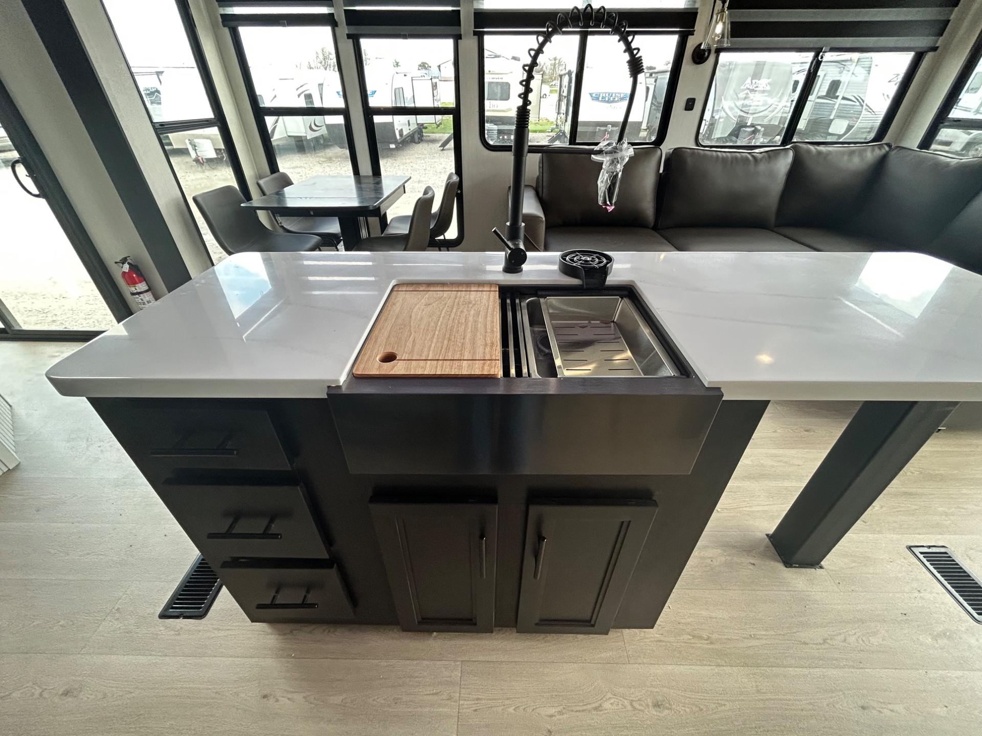 2026 Forest River 2026 Forest River Cherokee Timberwolf - thumbnail 26