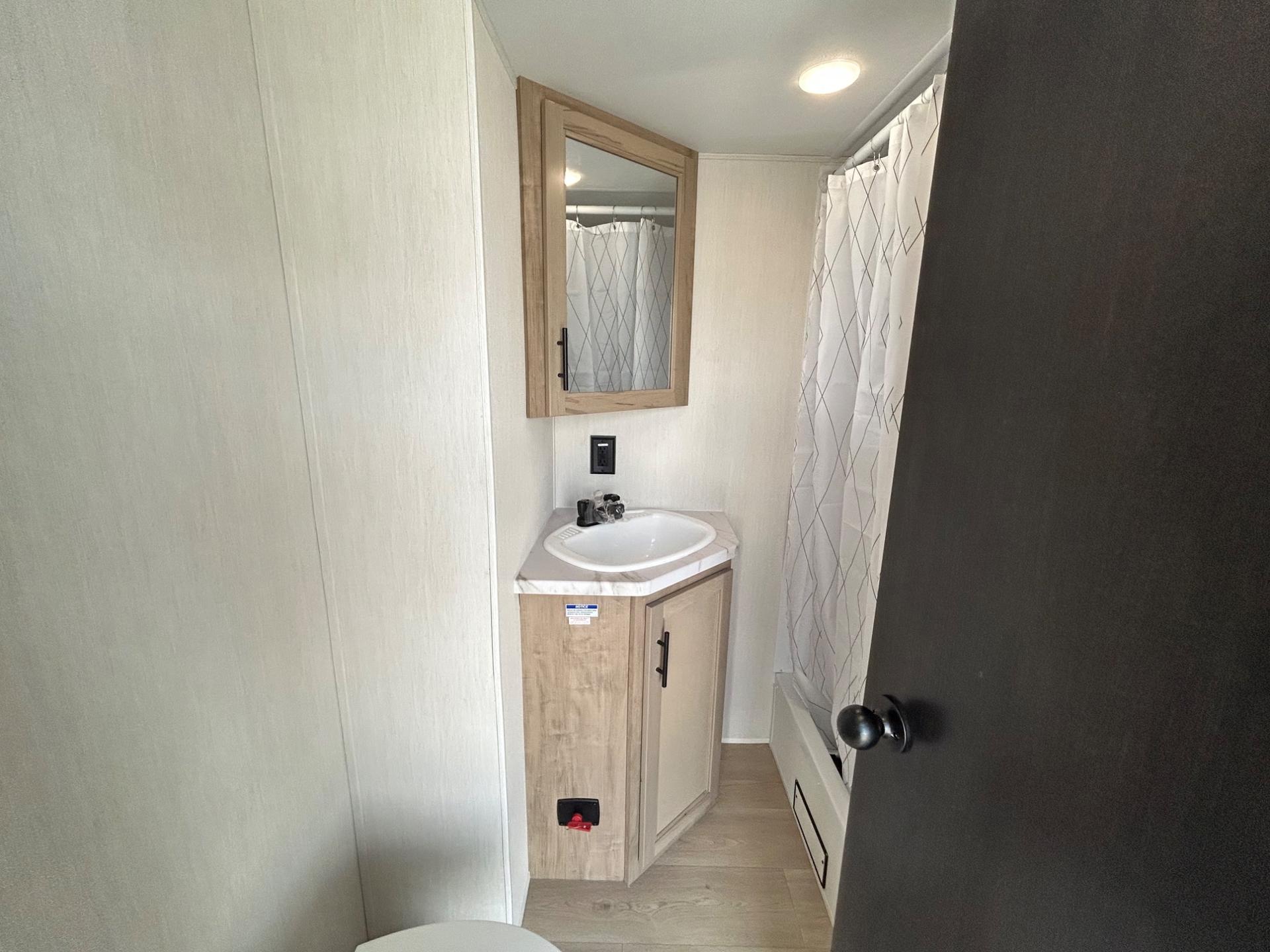 2026 Forest River 2026 Forest River Cherokee Timberwolf - thumbnail 41