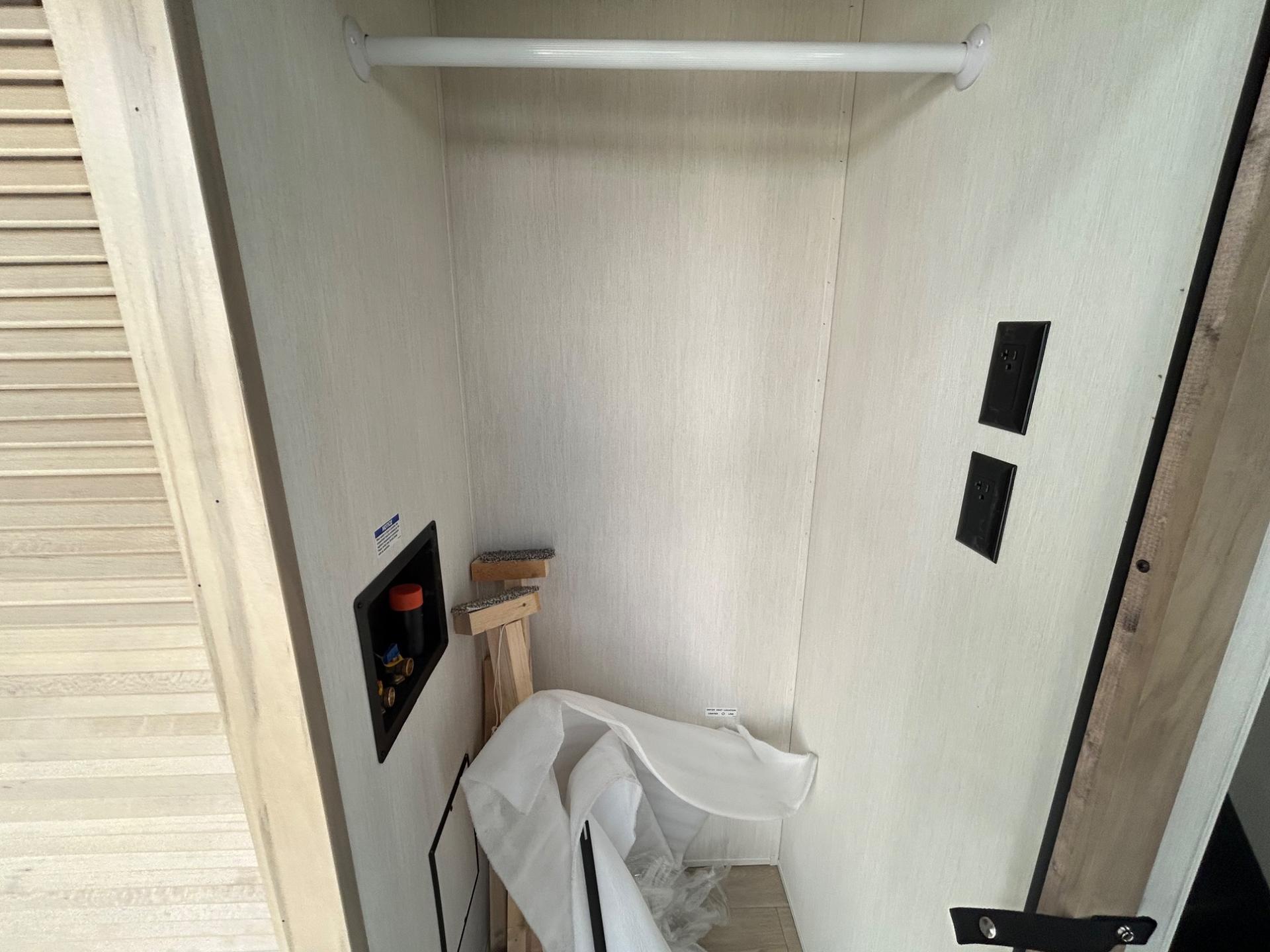 2026 Forest River 2026 Forest River Cherokee Timberwolf - thumbnail 50