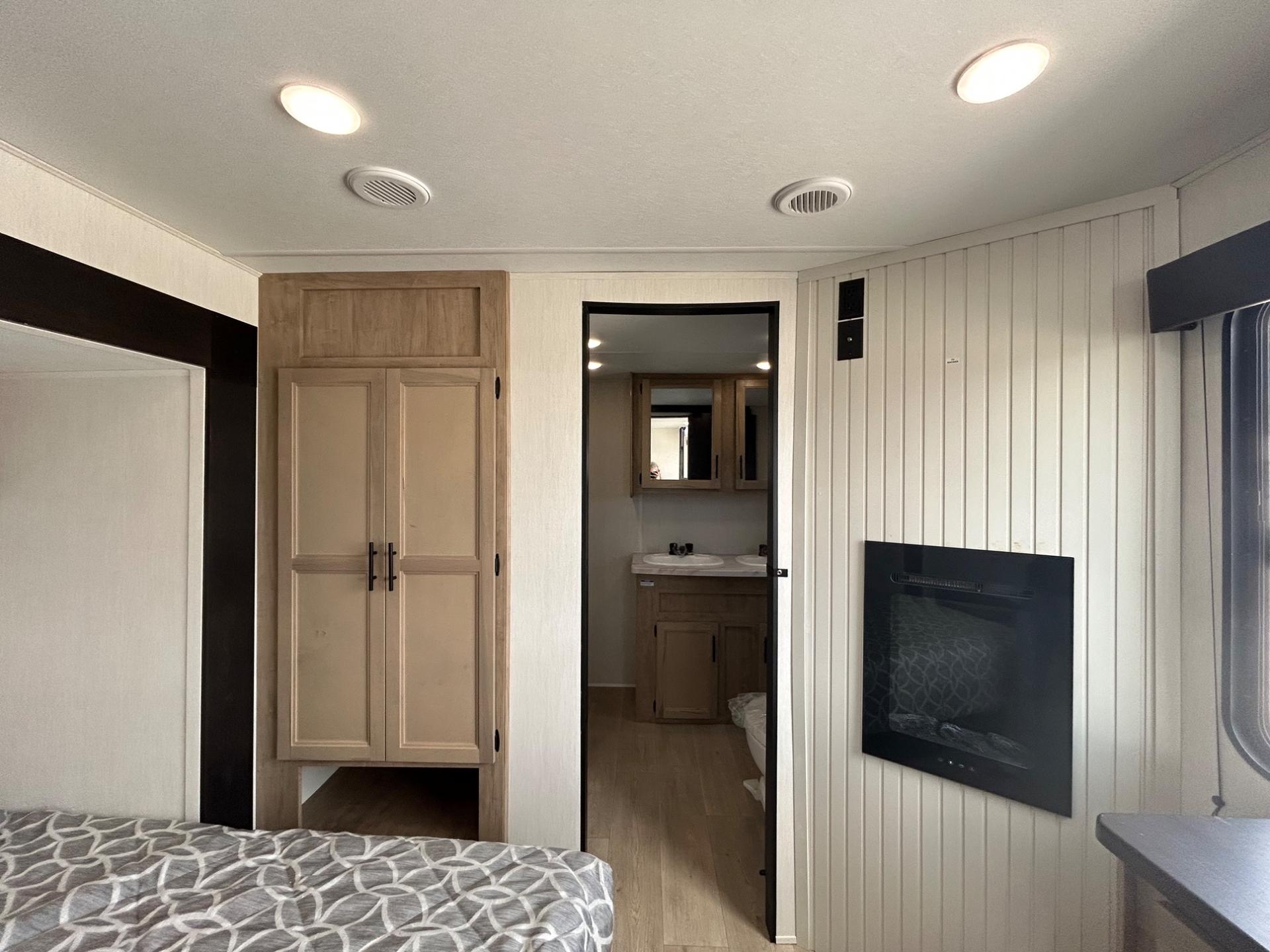 2026 Forest River 2026 Forest River Cherokee Timberwolf - thumbnail 68