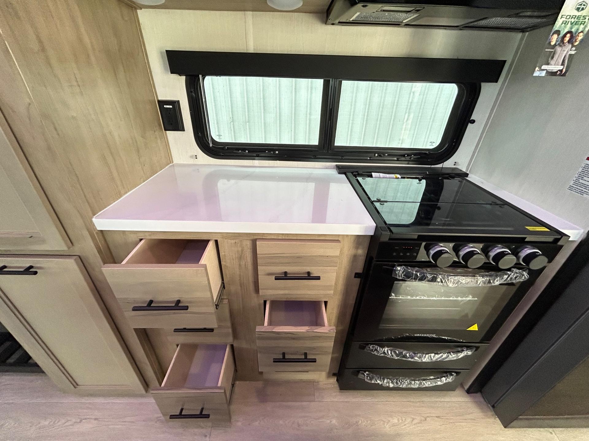 2026 Forest River 2026 Forest River Cherokee Timberwolf - thumbnail 14