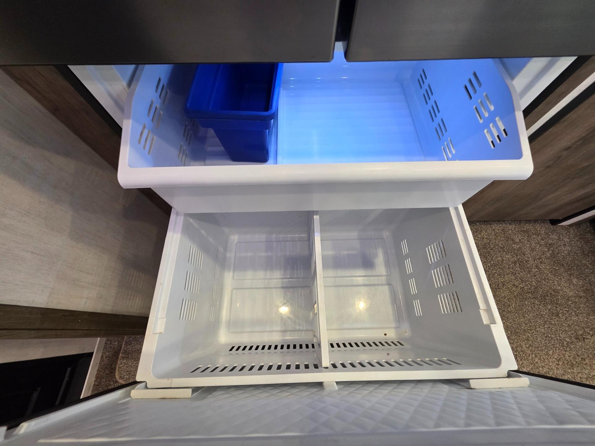 2022 Forest River 2022 Forest River Cherokee Wolf Pack - thumbnail 36