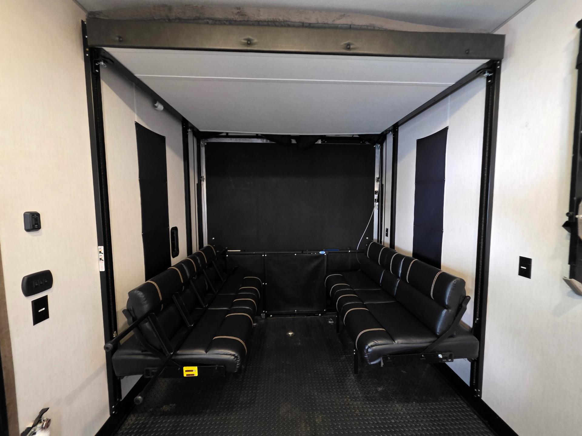 2022 Forest River 2022 Forest River Cherokee Wolf Pack - thumbnail 40