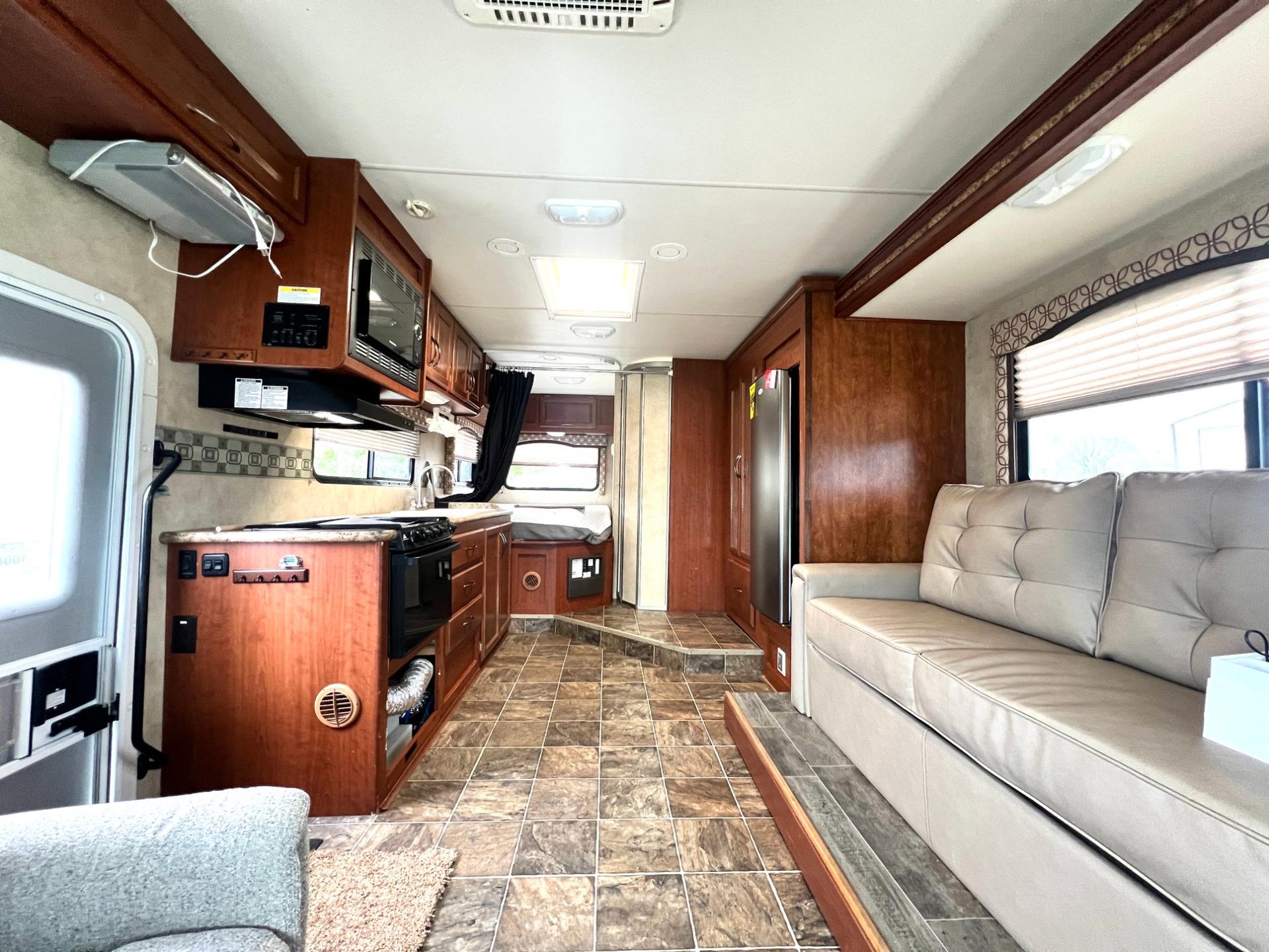 2012 Thor Motor Coach 2012 Thor Motor Coach Four Winds - thumbnail 18