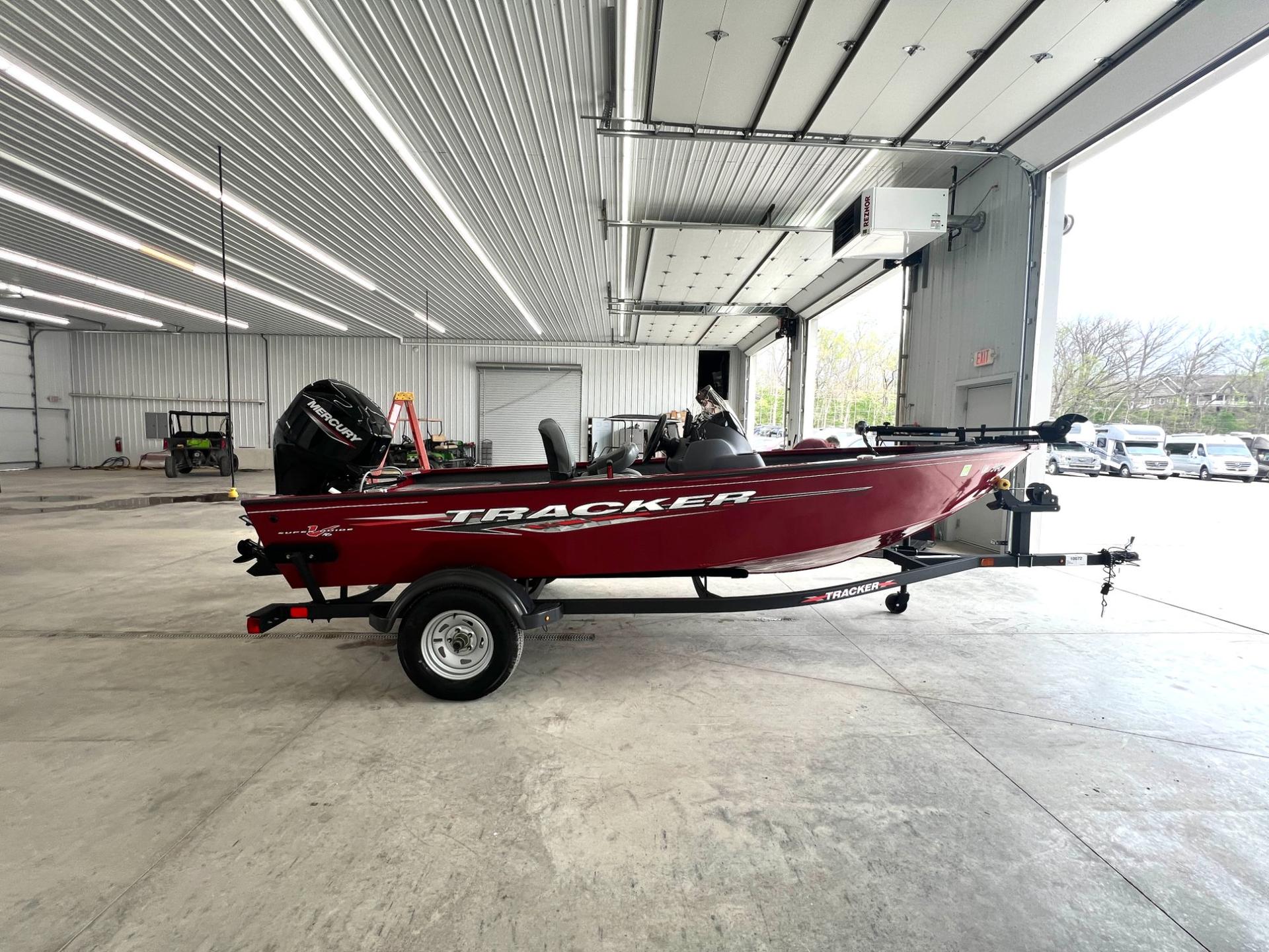 2024 Bass Pro Boats 2024 Bass Pro Boats Super Guide V-16 - thumbnail 2