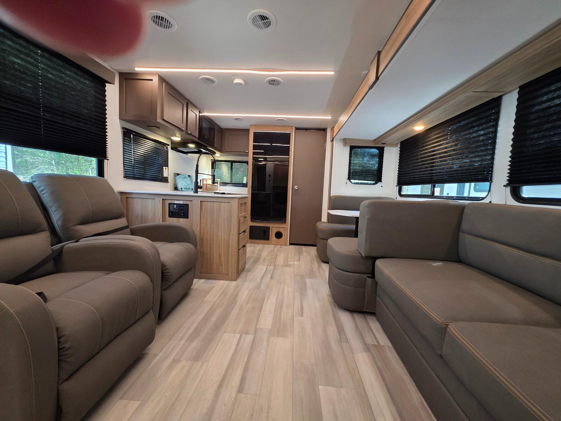 2025 Cruiser 2025 Cruiser Avenir - thumbnail 14