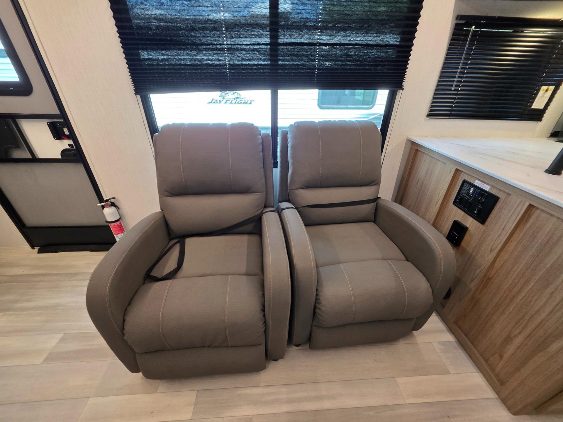 2025 Cruiser 2025 Cruiser Avenir - thumbnail 16