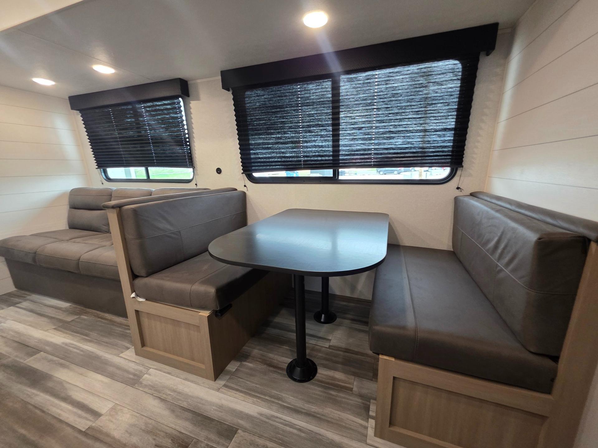 2026 Jayco 2026 Jayco Jay Flight SLX - thumbnail 15