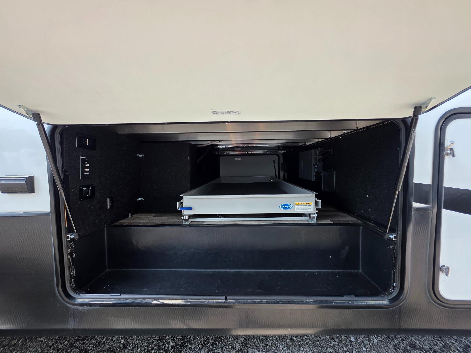 2022 Dutchmen 2022 Dutchmen Yukon - thumbnail 8