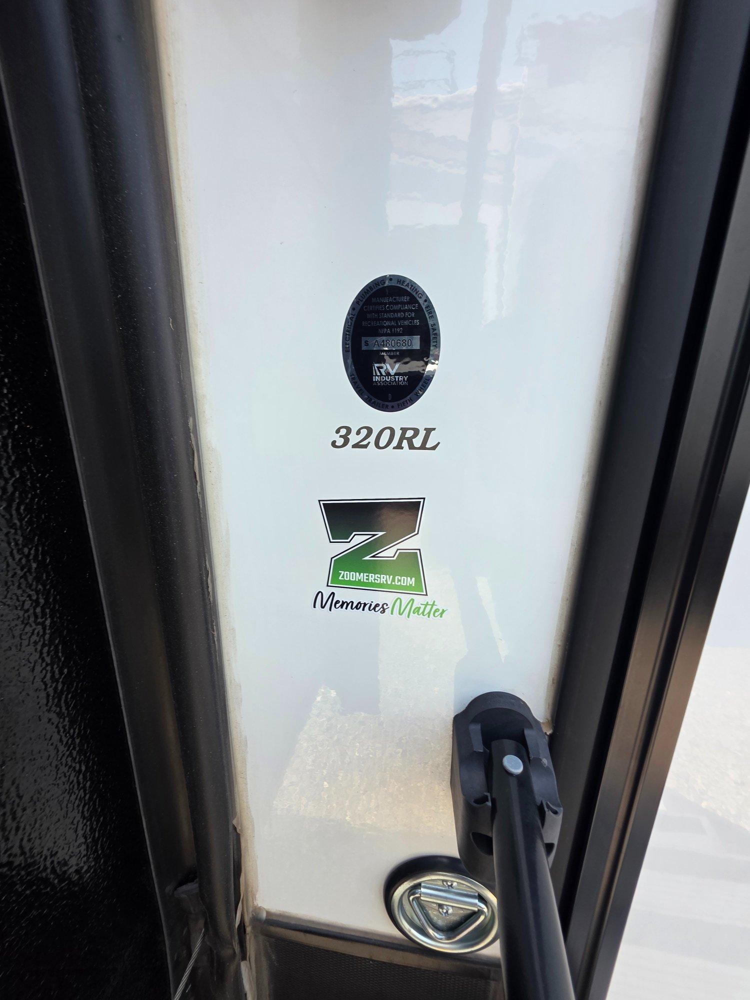 2022 Dutchmen 2022 Dutchmen Yukon - thumbnail 17