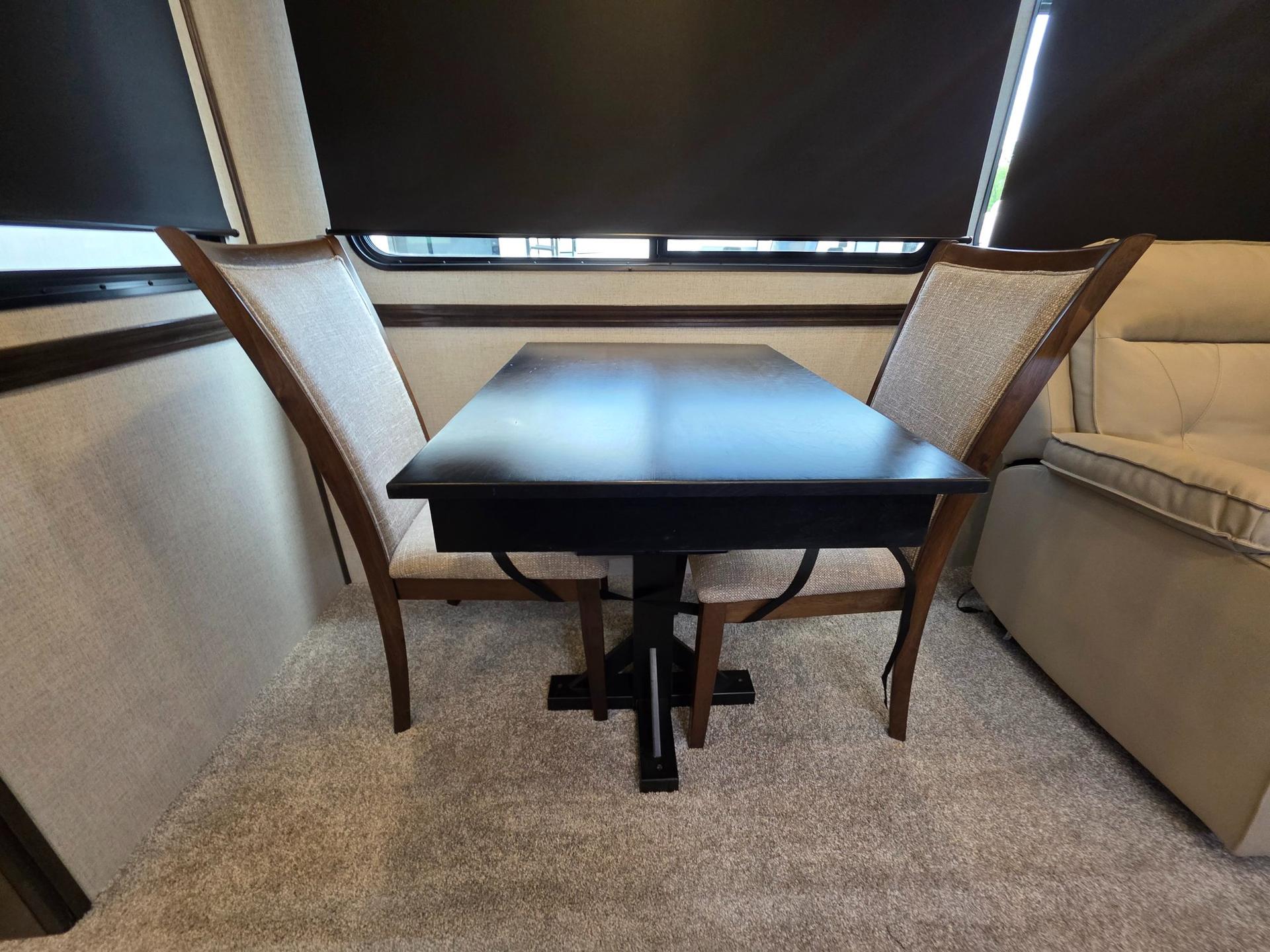 2022 Dutchmen 2022 Dutchmen Yukon - thumbnail 20