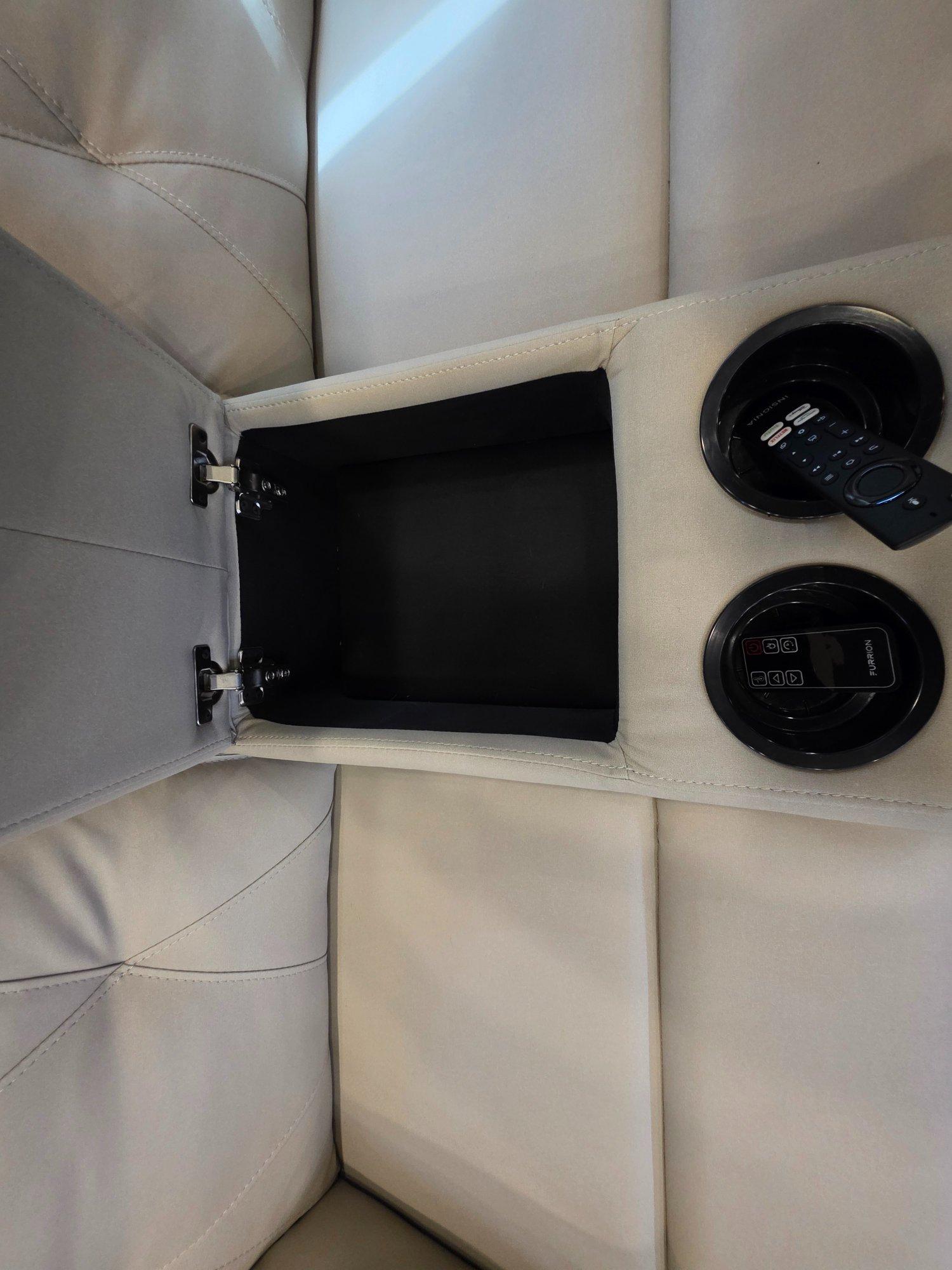 2022 Dutchmen 2022 Dutchmen Yukon - thumbnail 23