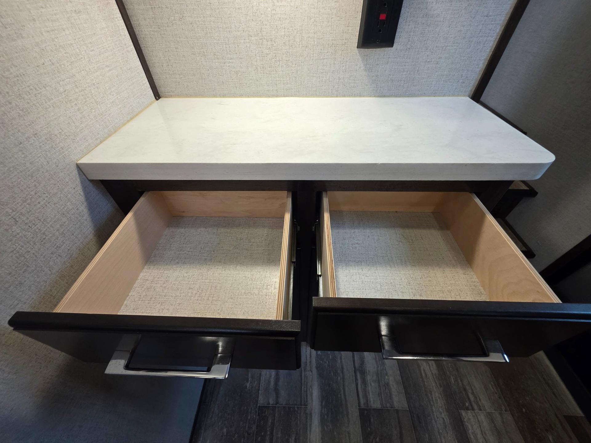 2022 Dutchmen 2022 Dutchmen Yukon - thumbnail 48