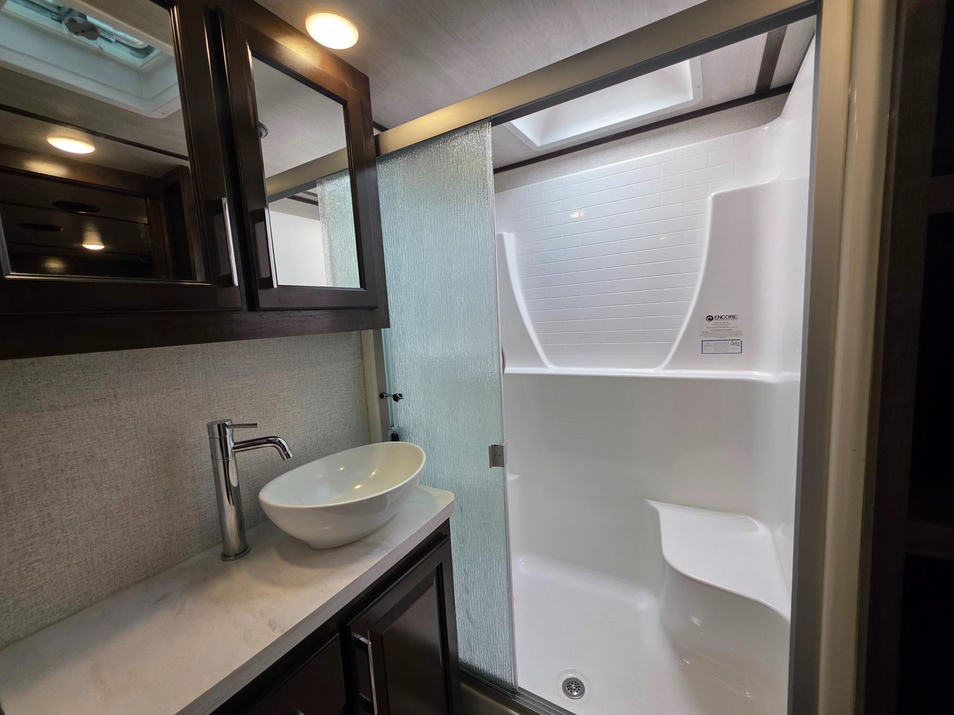 2022 Dutchmen 2022 Dutchmen Yukon - thumbnail 51