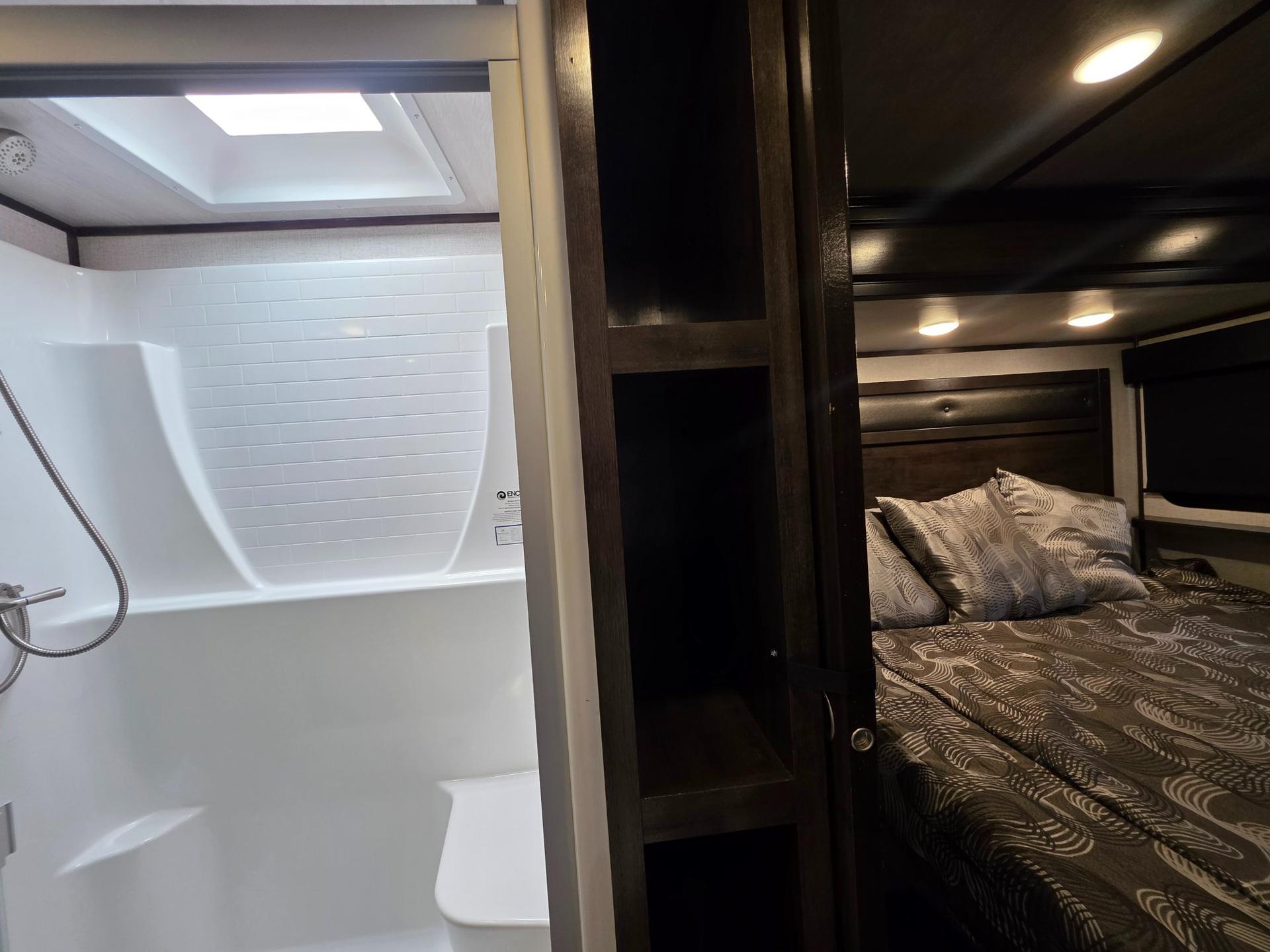 2022 Dutchmen 2022 Dutchmen Yukon - thumbnail 53