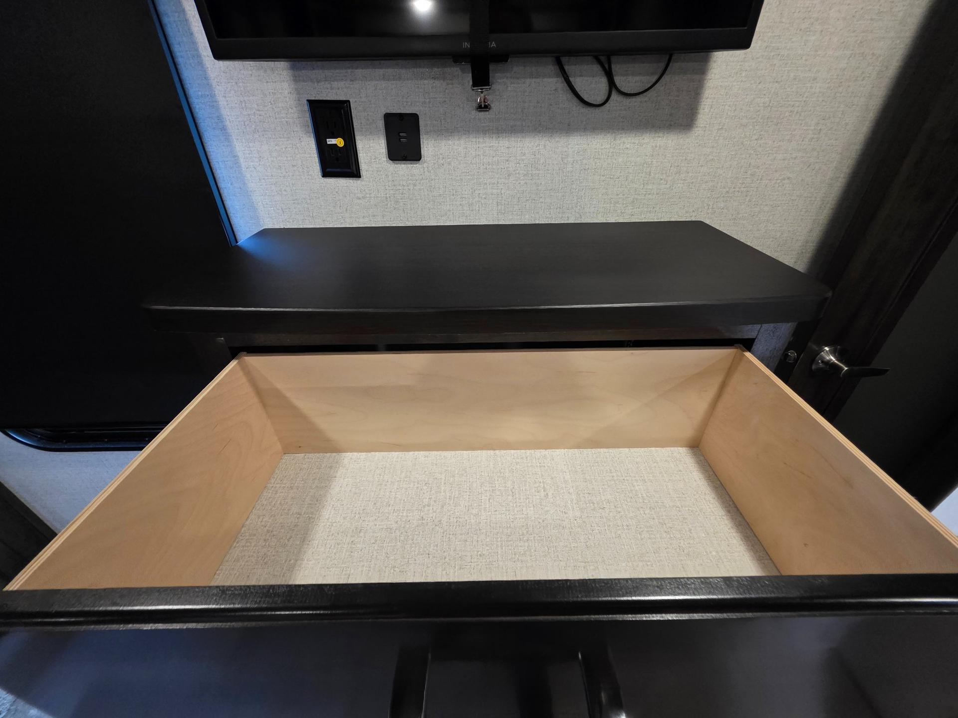 2022 Dutchmen 2022 Dutchmen Yukon - thumbnail 60