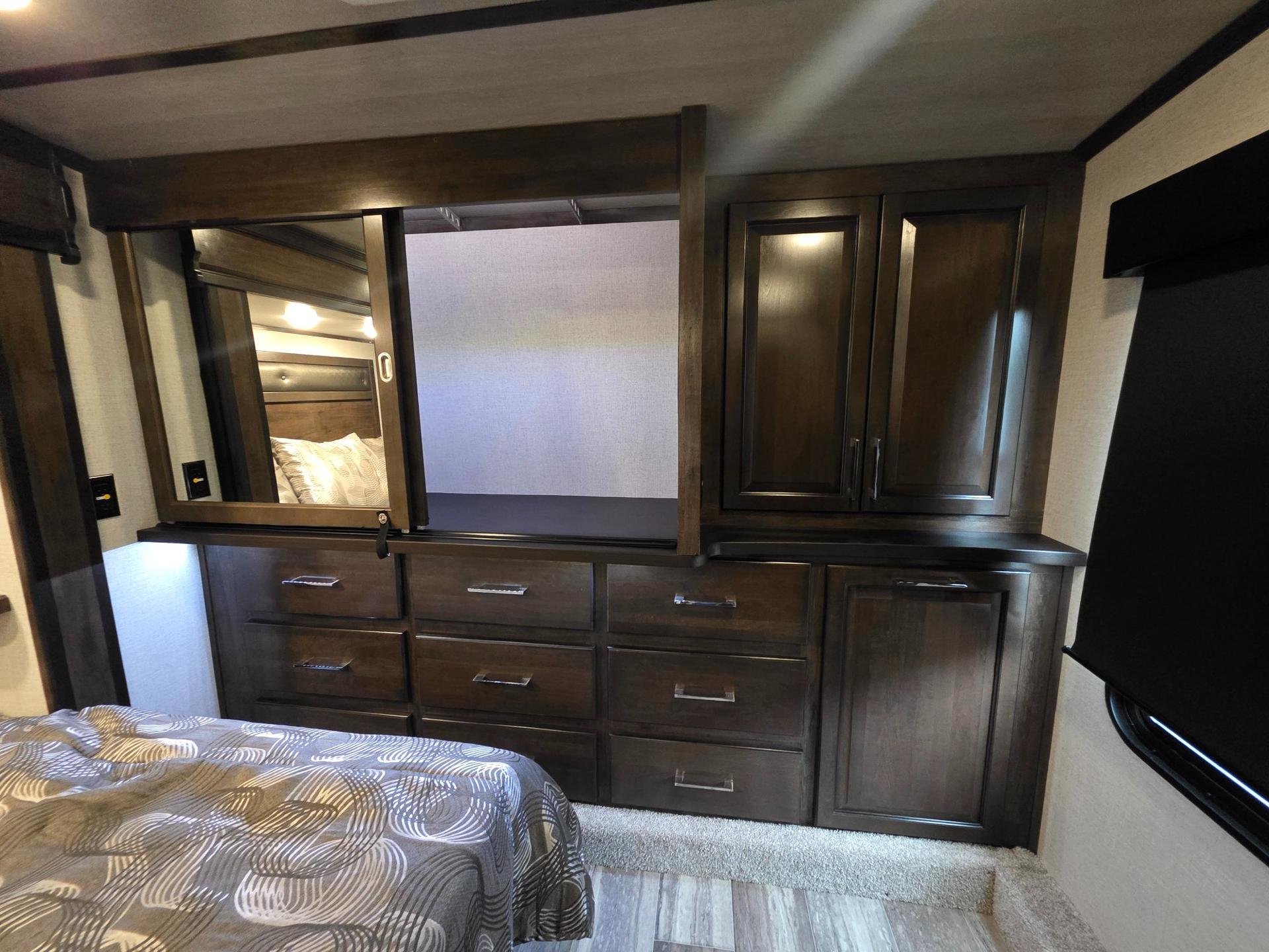 2022 Dutchmen 2022 Dutchmen Yukon - thumbnail 61