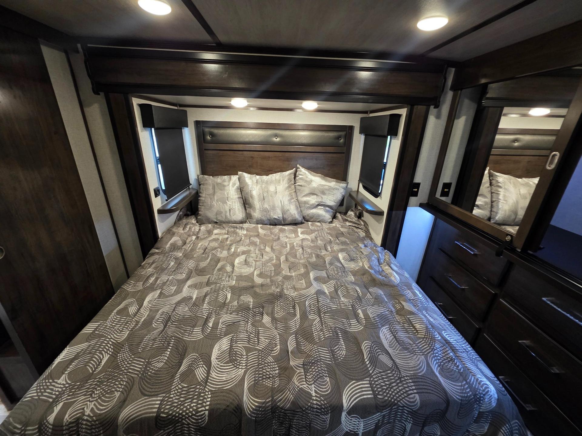 2022 Dutchmen 2022 Dutchmen Yukon - thumbnail 65