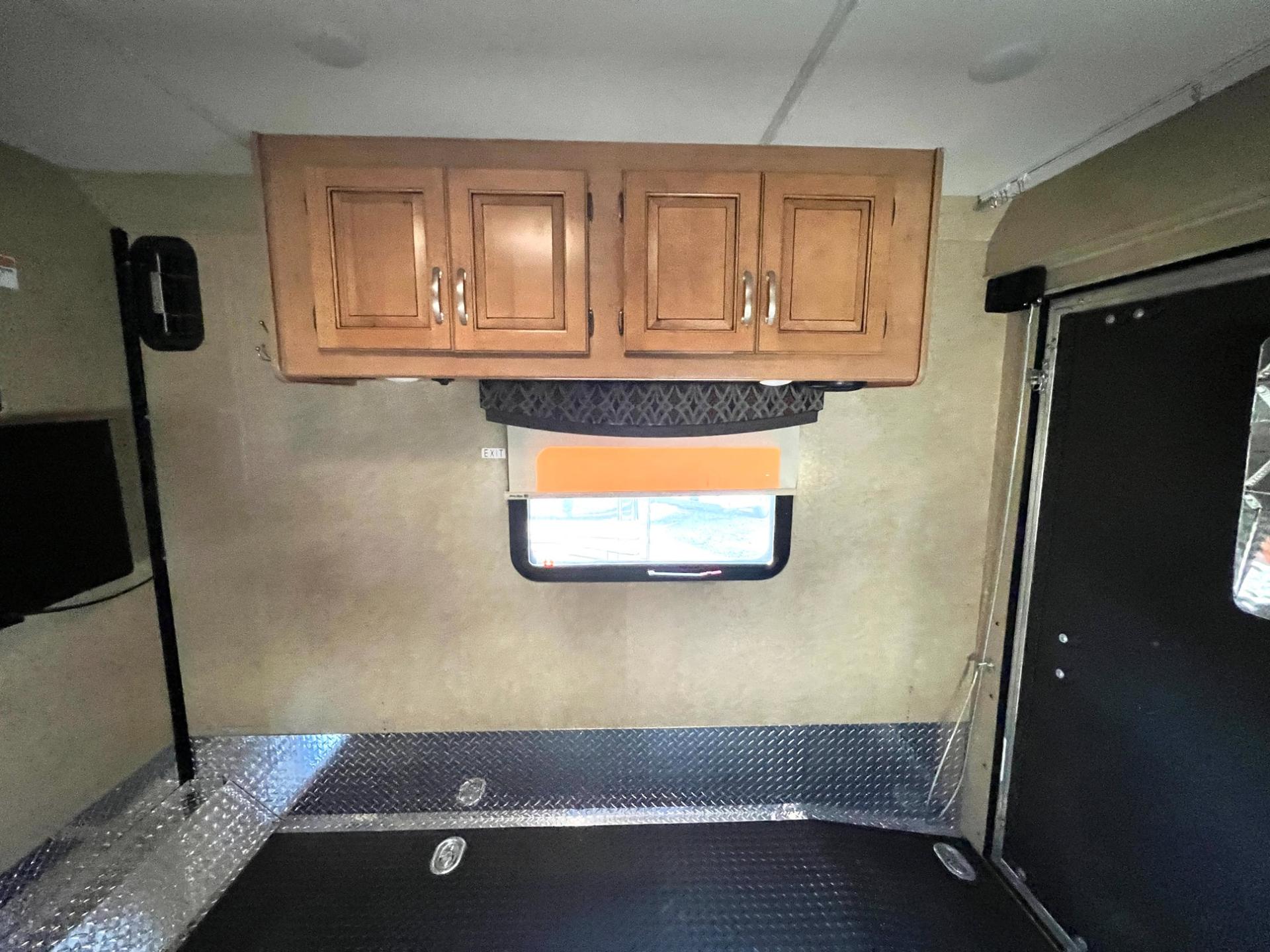 2016 Thor Motor Coach 2016 Thor Motor Coach Outlaw - thumbnail 41