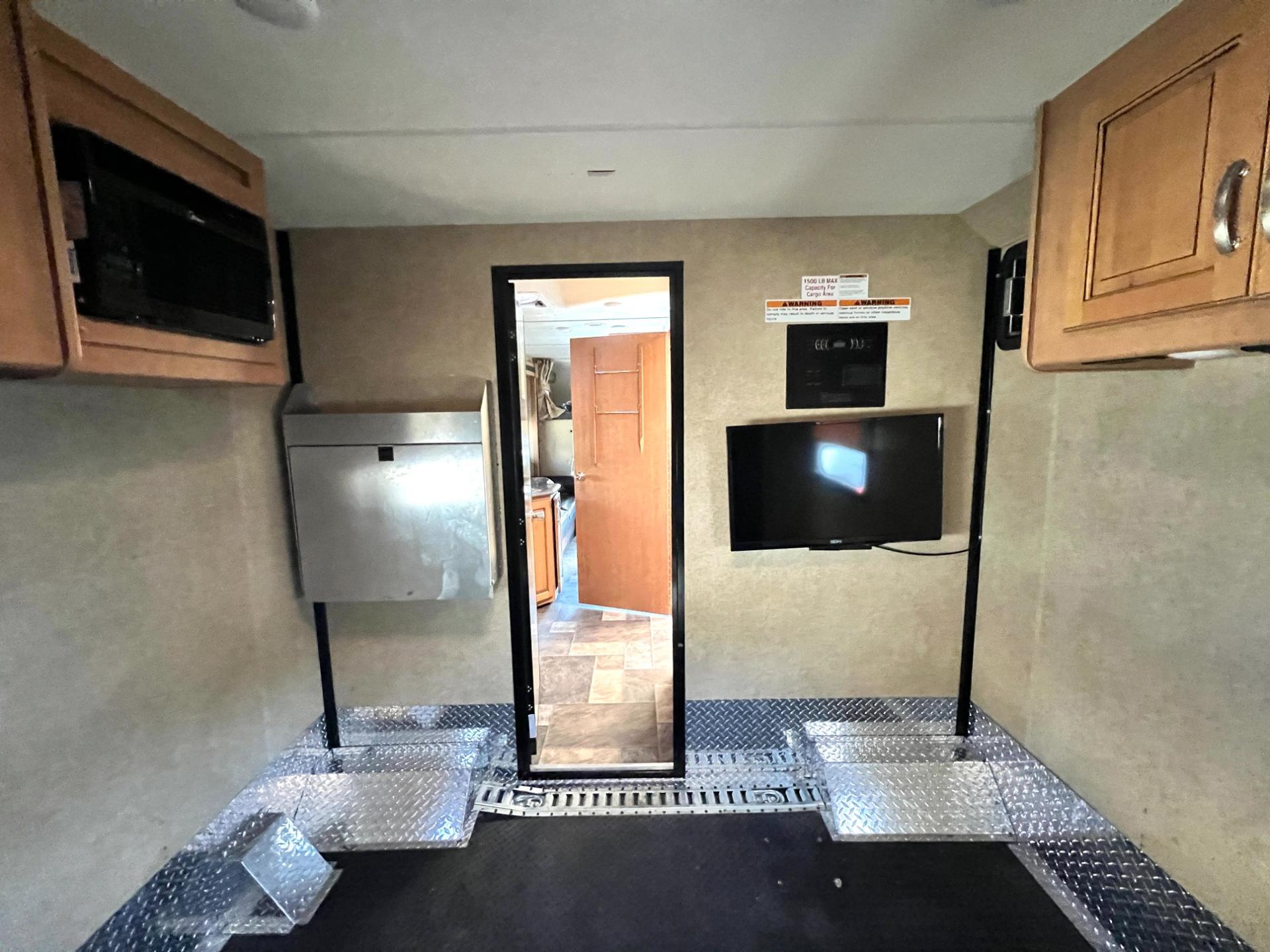 2016 Thor Motor Coach 2016 Thor Motor Coach Outlaw - thumbnail 42