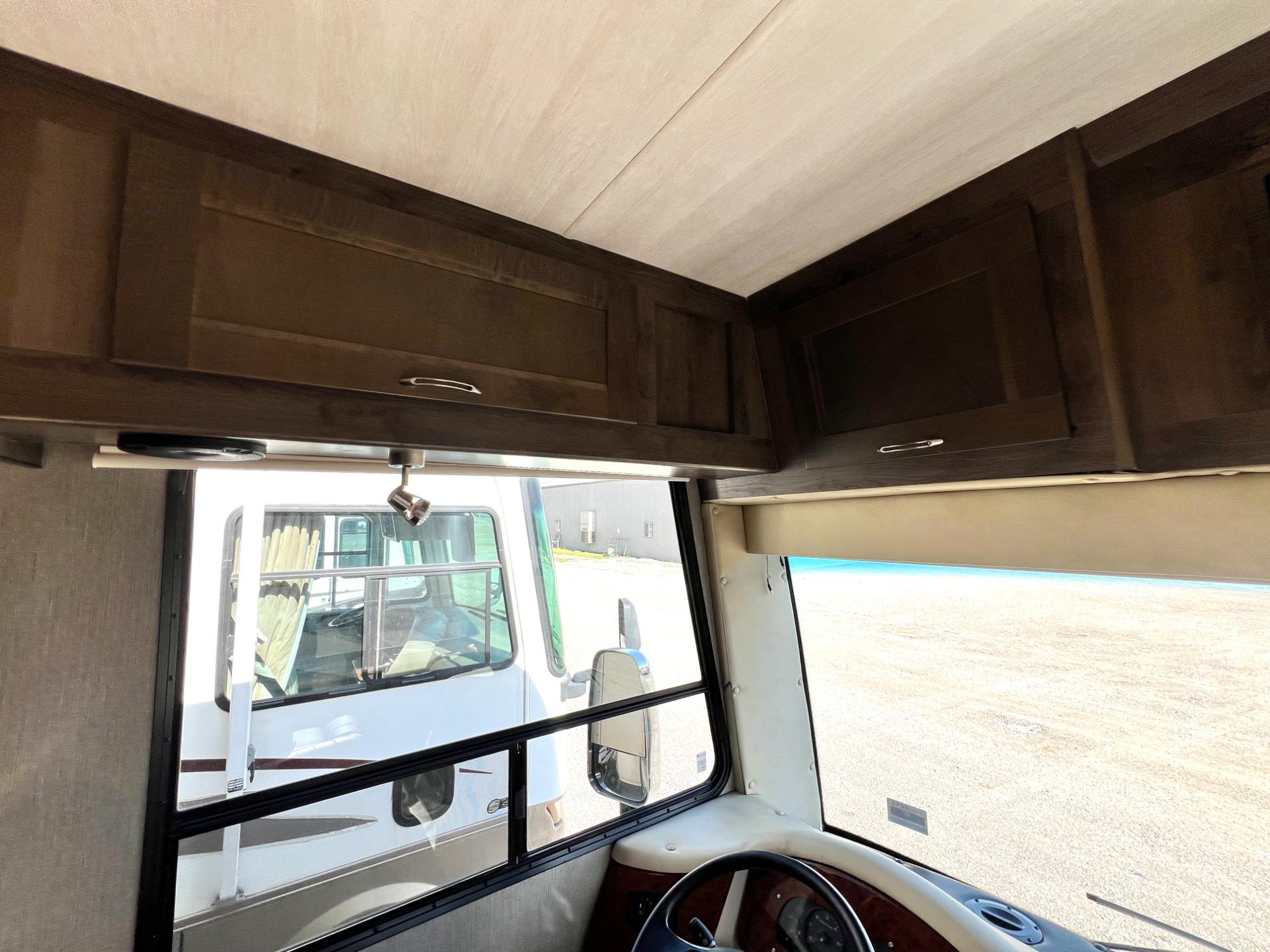 2020 NeXus RV 2020 NeXus RV Maybach - thumbnail 10