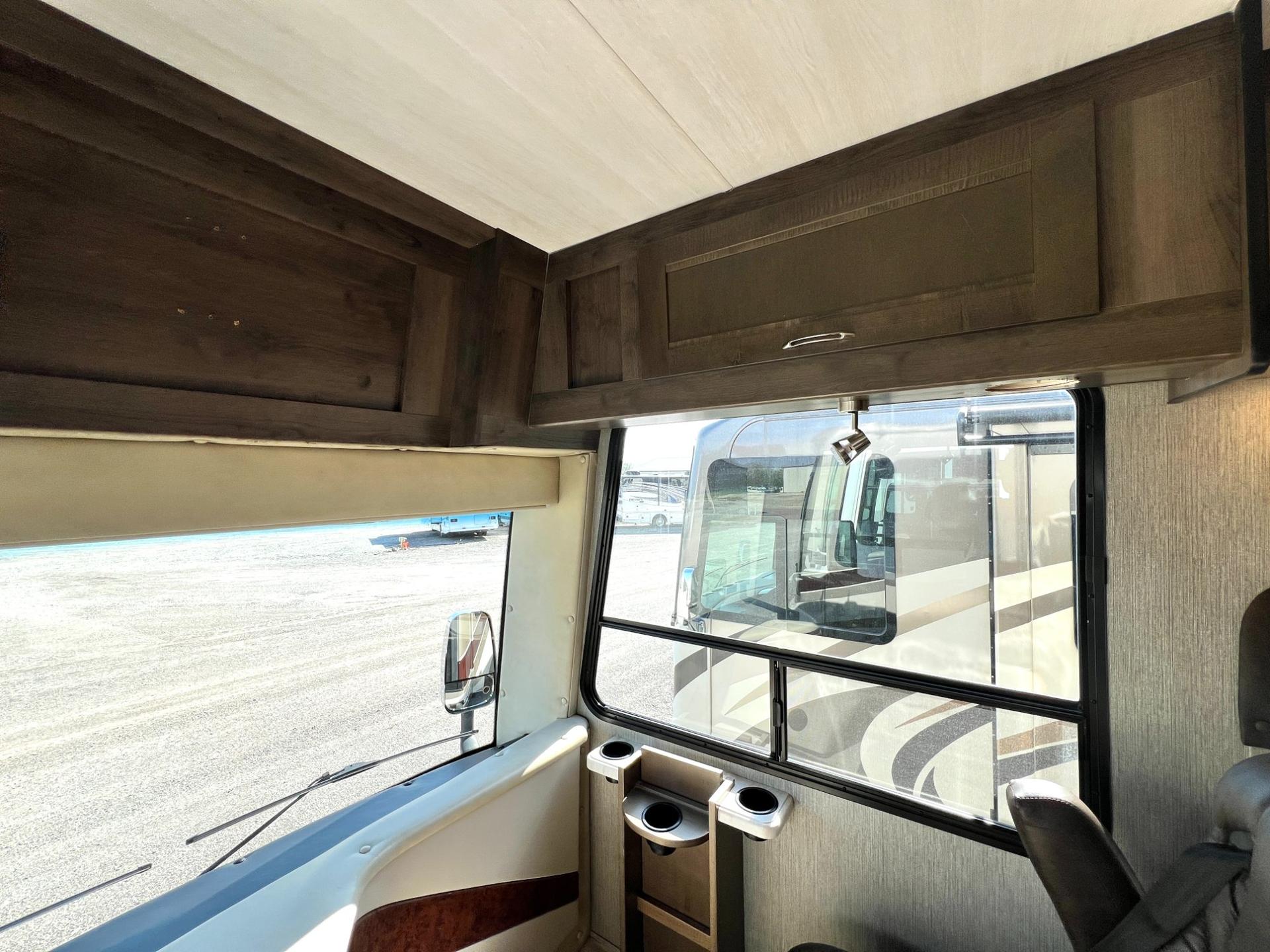 2020 NeXus RV 2020 NeXus RV Maybach - thumbnail 11