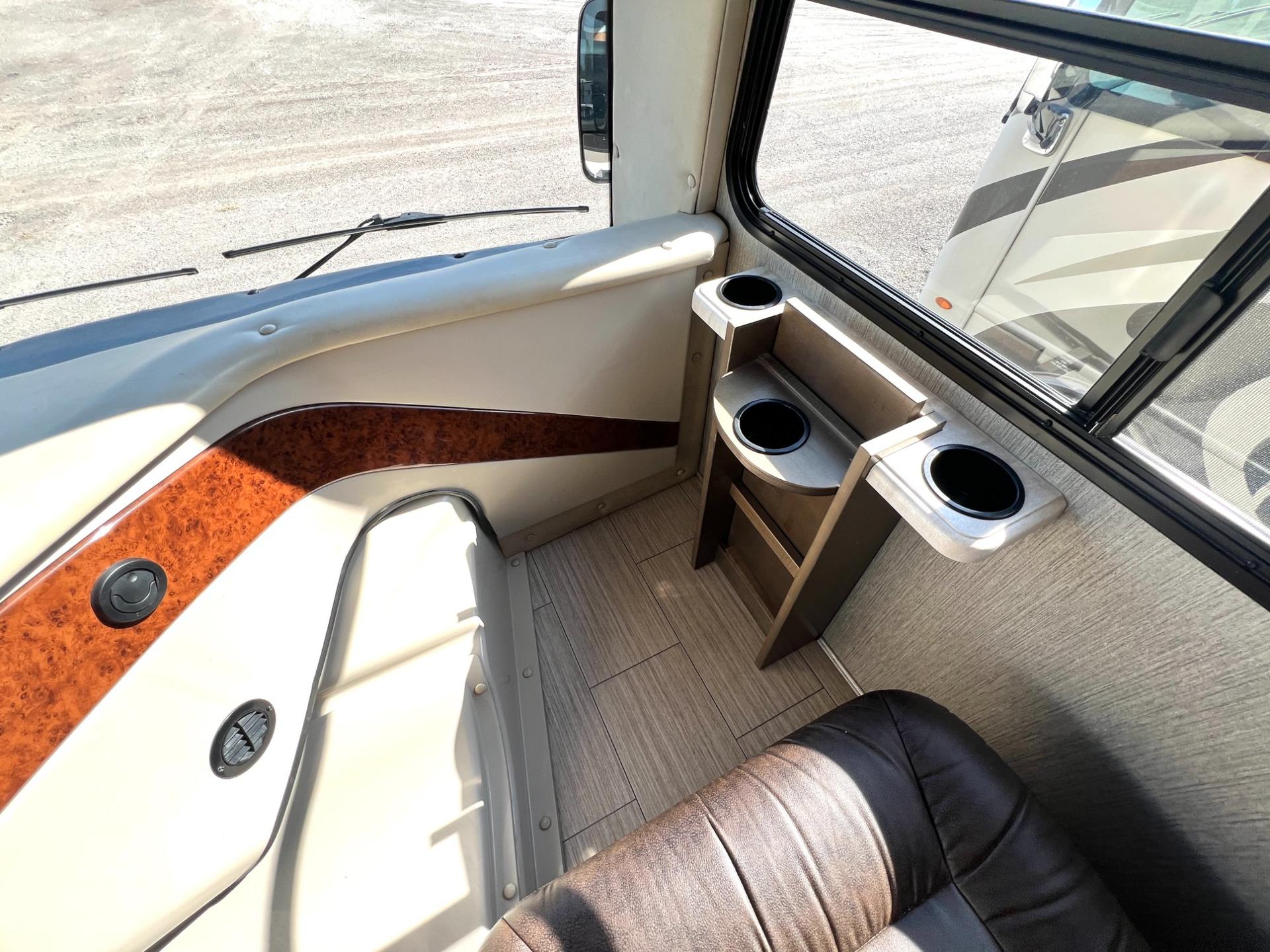 2020 NeXus RV 2020 NeXus RV Maybach - thumbnail 14