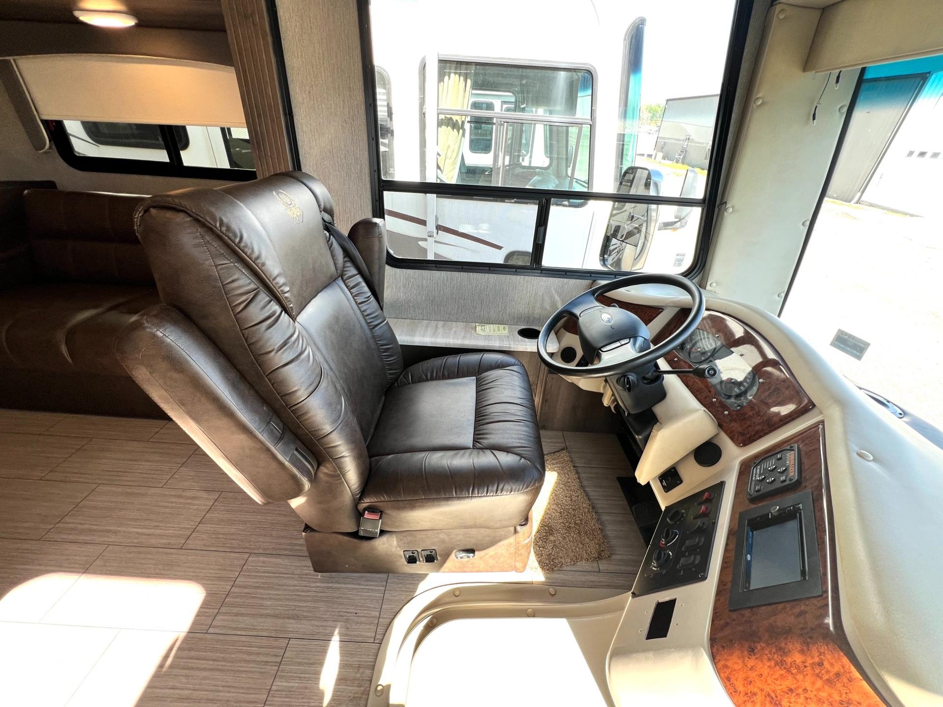 2020 NeXus RV 2020 NeXus RV Maybach - thumbnail 15