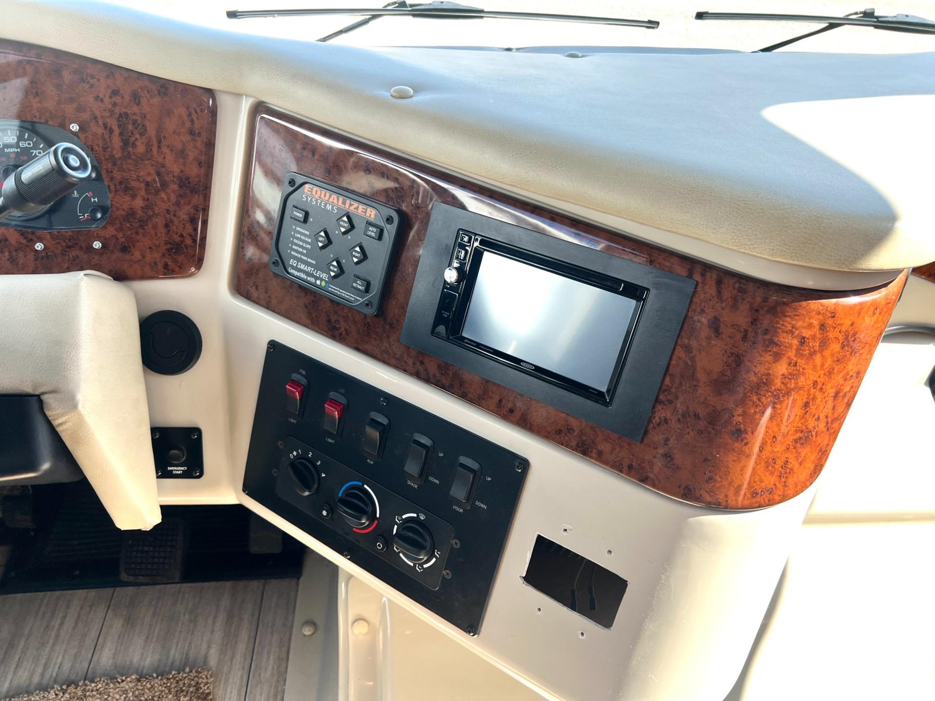 2020 NeXus RV 2020 NeXus RV Maybach - thumbnail 17