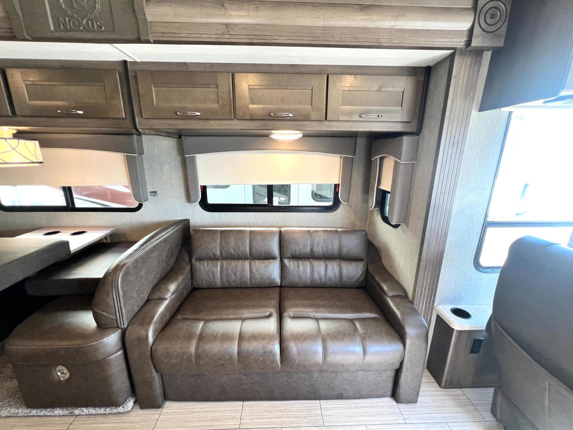 2020 NeXus RV 2020 NeXus RV Maybach - thumbnail 21