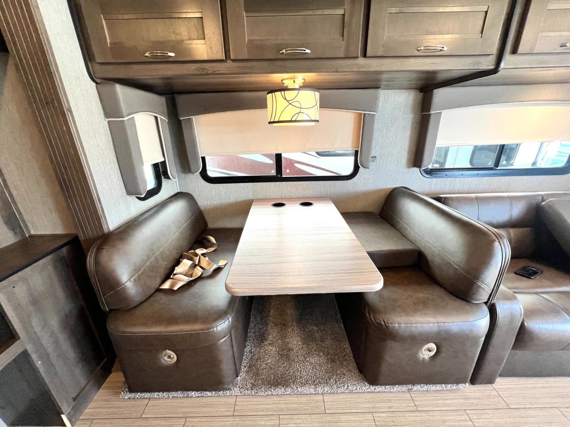 2020 NeXus RV 2020 NeXus RV Maybach - thumbnail 30