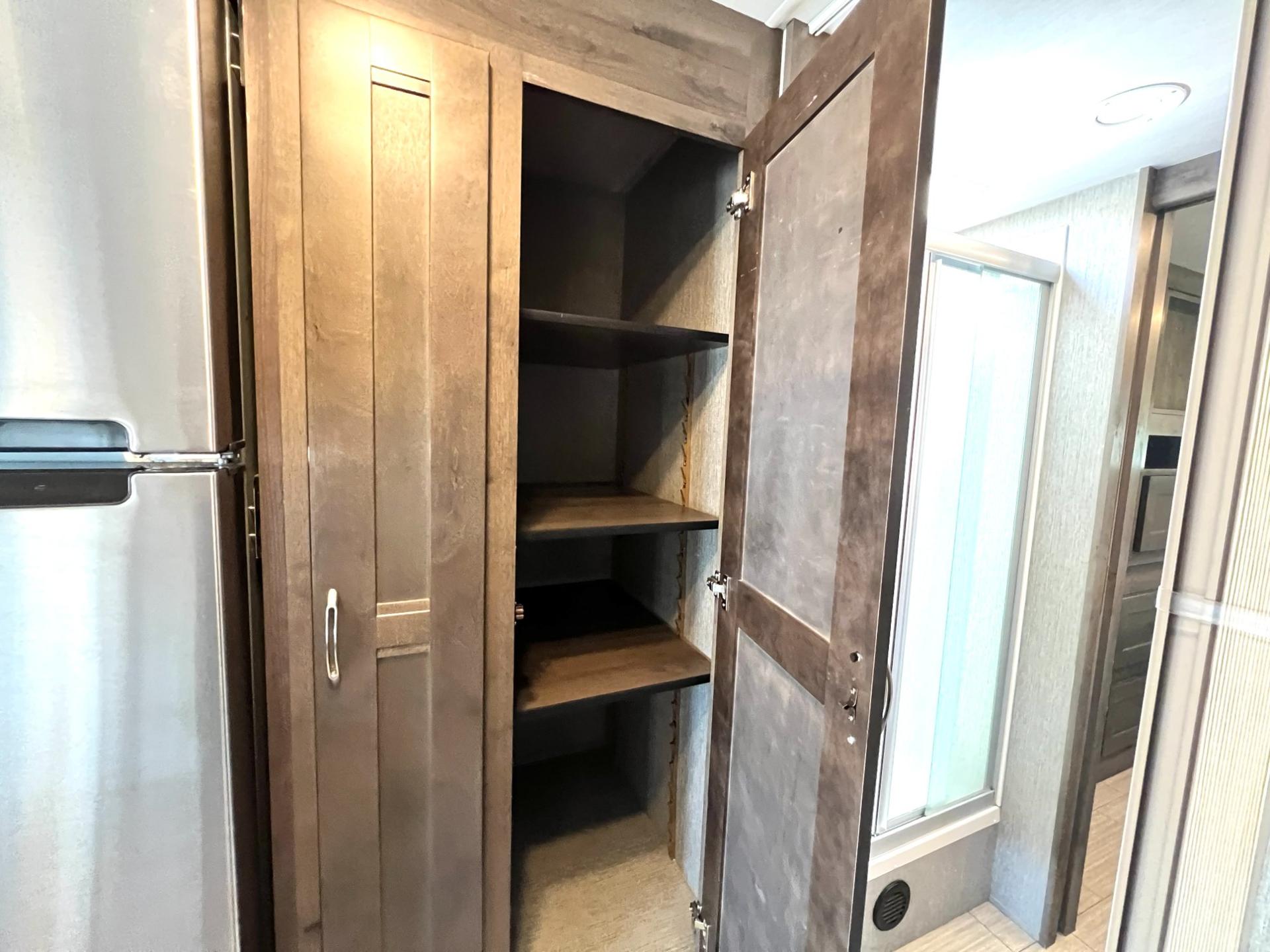 2020 NeXus RV 2020 NeXus RV Maybach - thumbnail 32