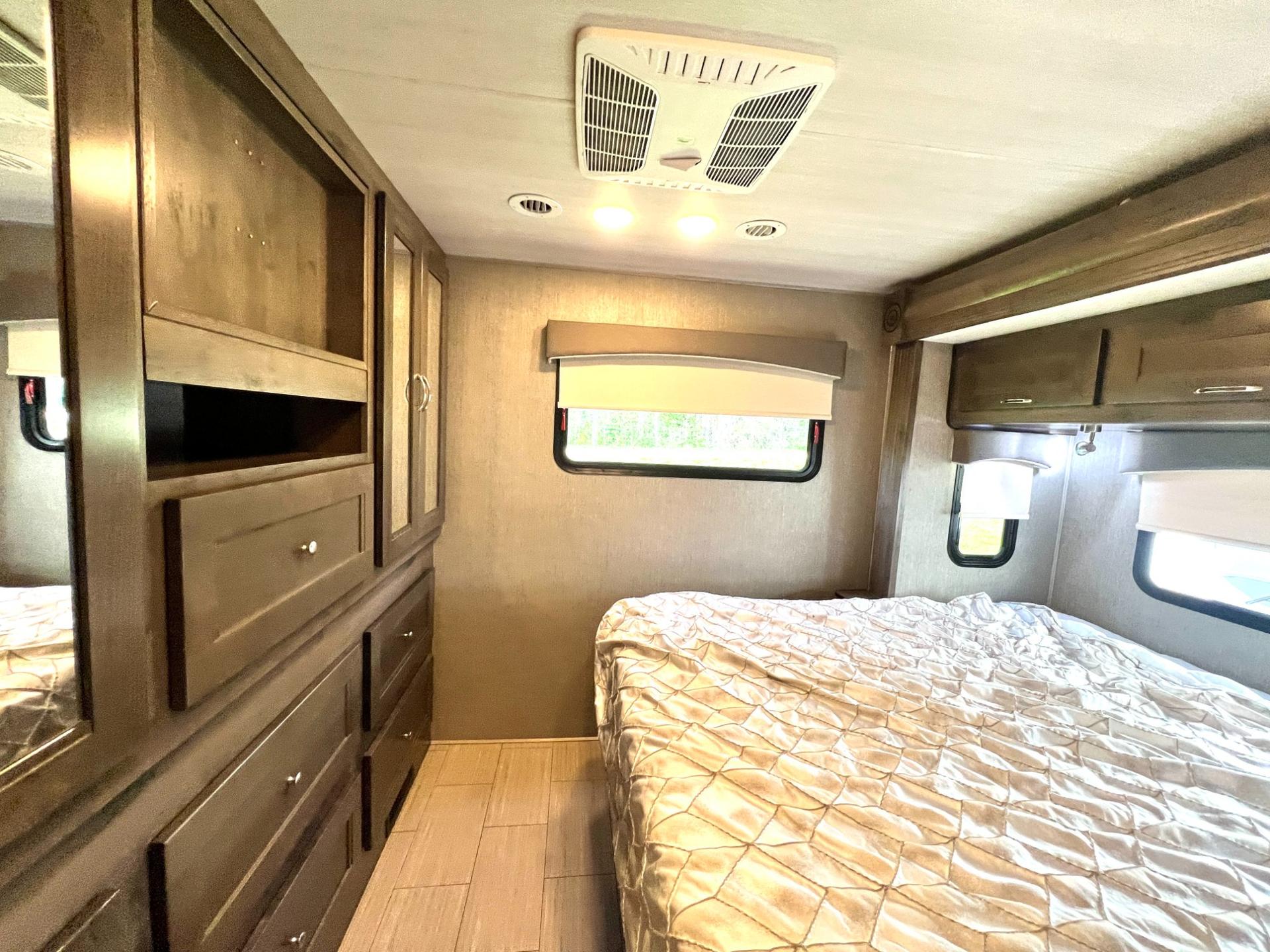 2020 NeXus RV 2020 NeXus RV Maybach - thumbnail 40