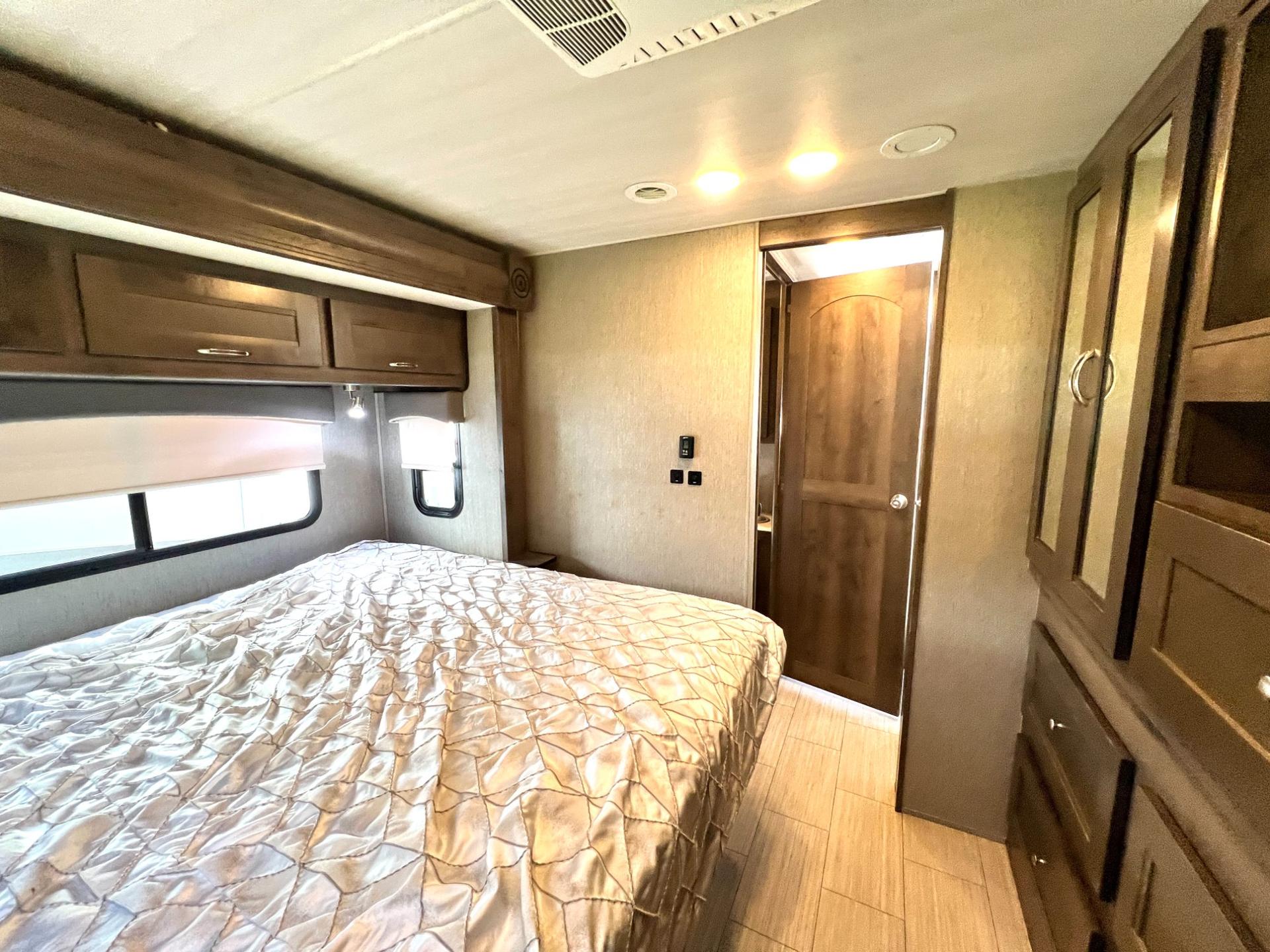 2020 NeXus RV 2020 NeXus RV Maybach - thumbnail 45