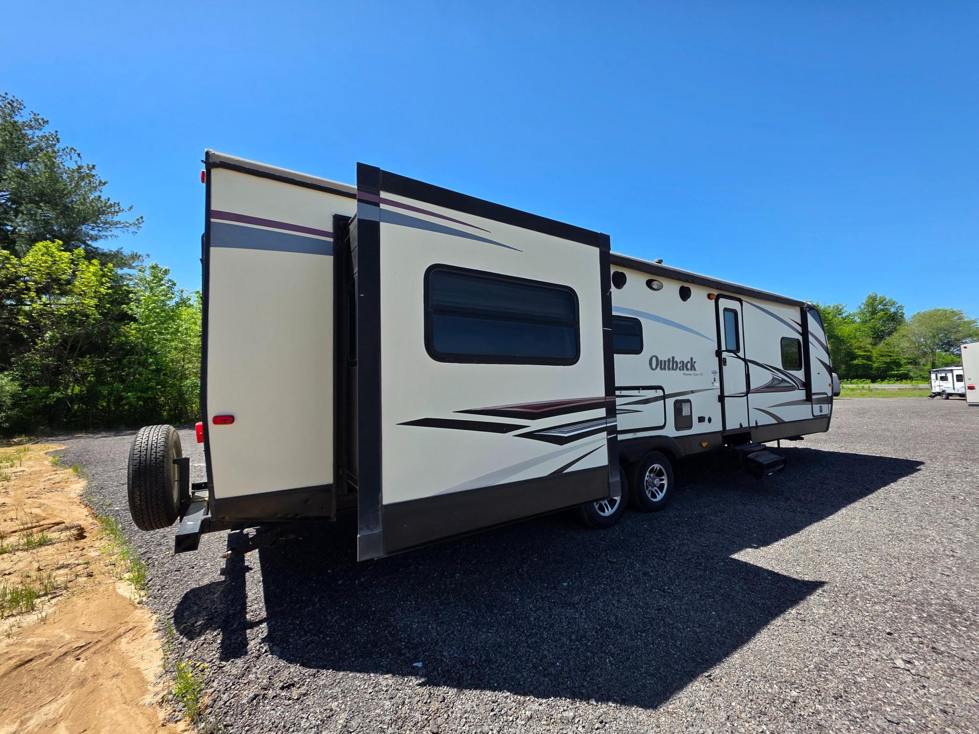 2014 Keystone 2014 Keystone Outback - thumbnail 5