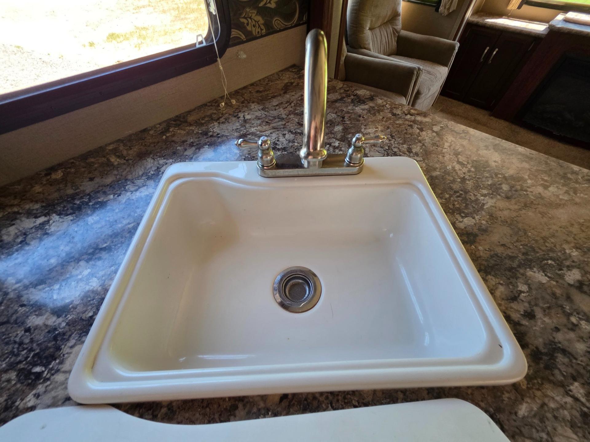 2014 Keystone 2014 Keystone Outback - thumbnail 17