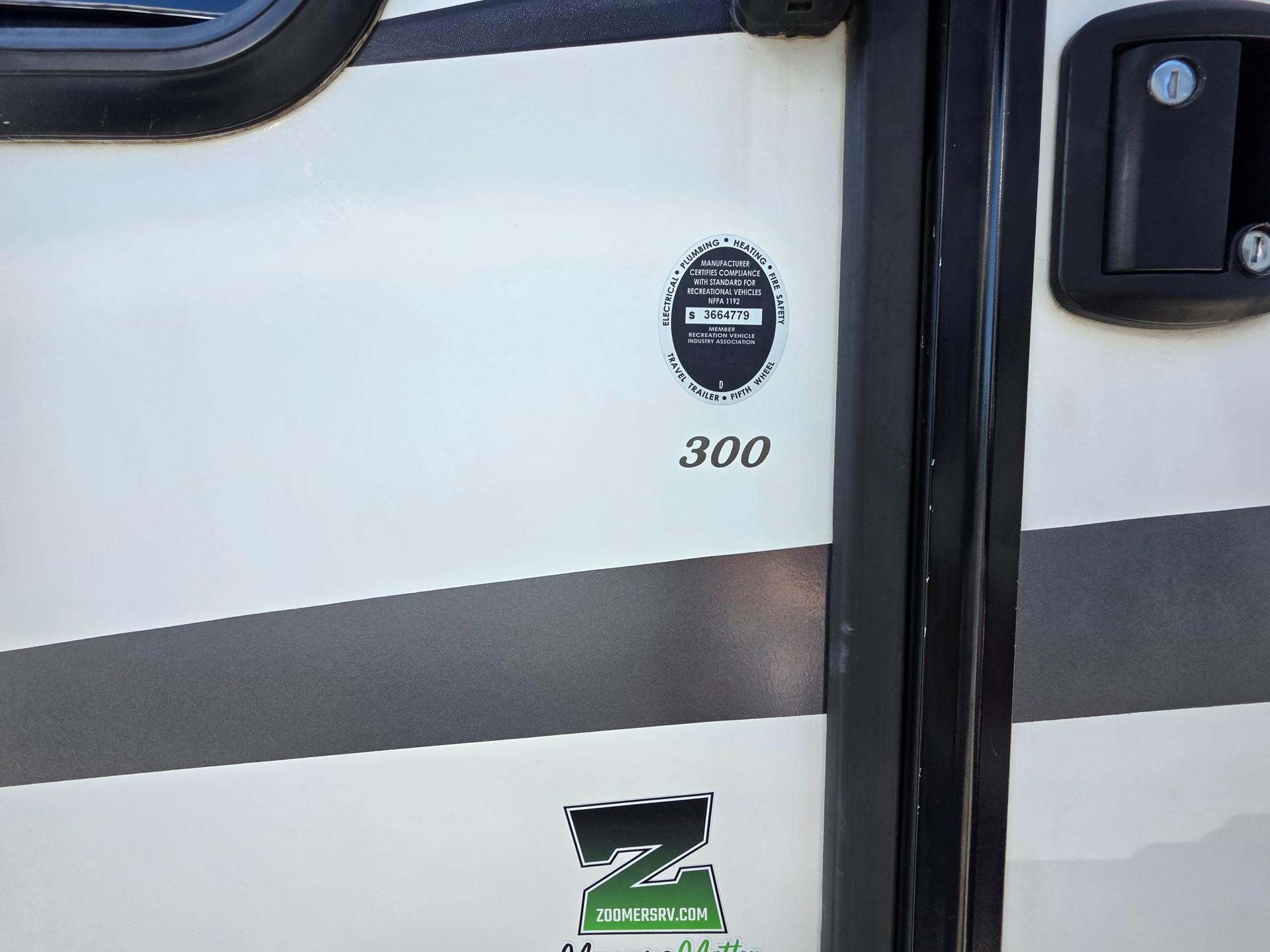 2015 Keystone 2015 Keystone Impact - thumbnail 9