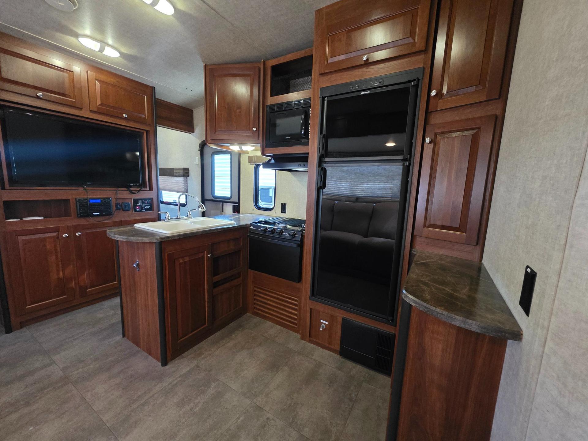 2015 Keystone 2015 Keystone Impact - thumbnail 14