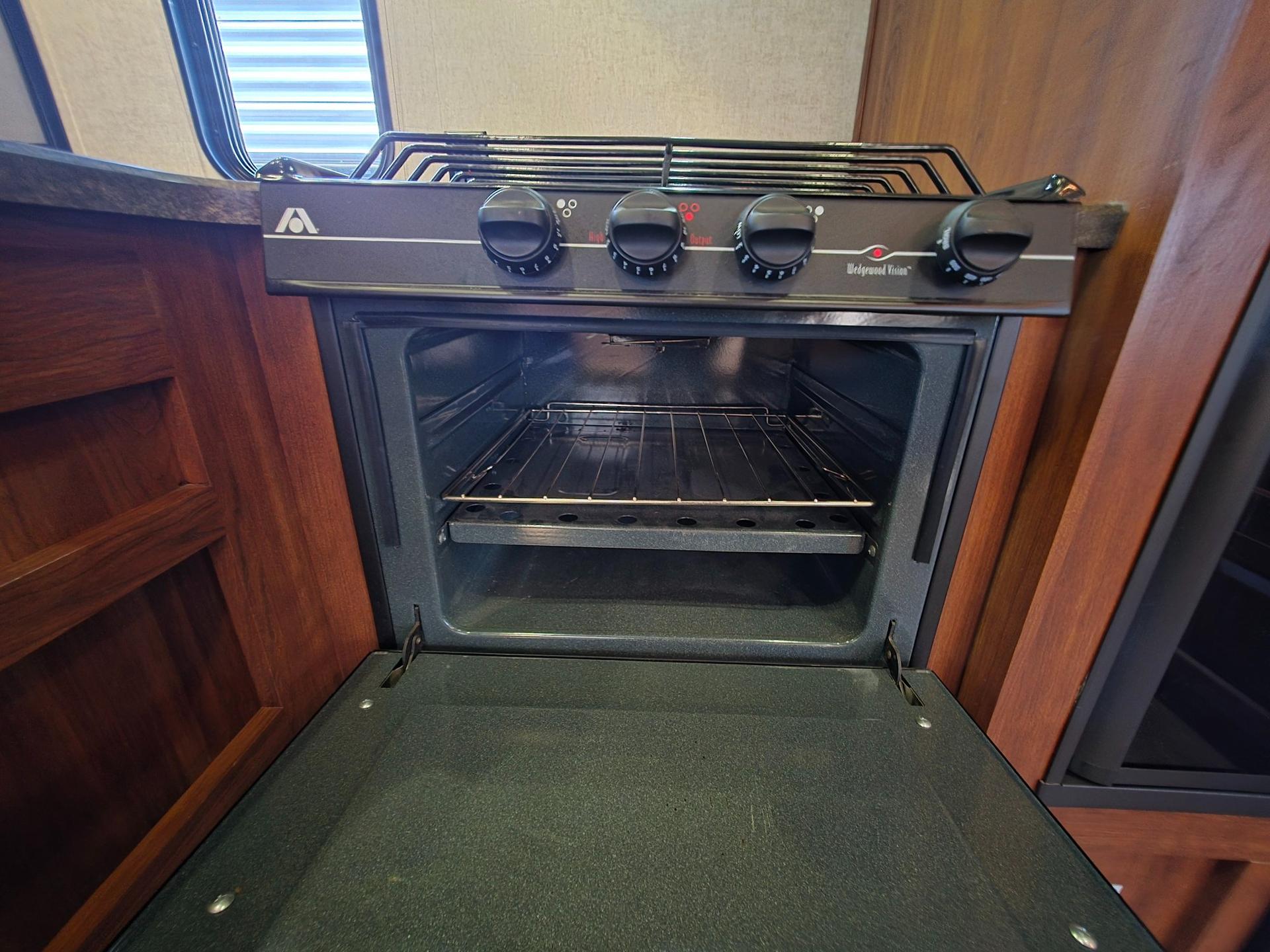 2015 Keystone 2015 Keystone Impact - thumbnail 25