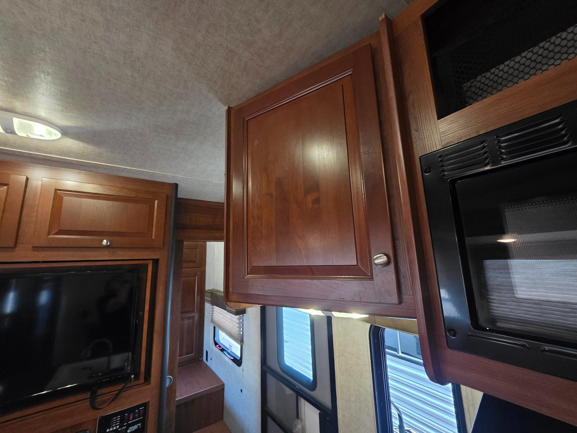 2015 Keystone 2015 Keystone Impact - thumbnail 28