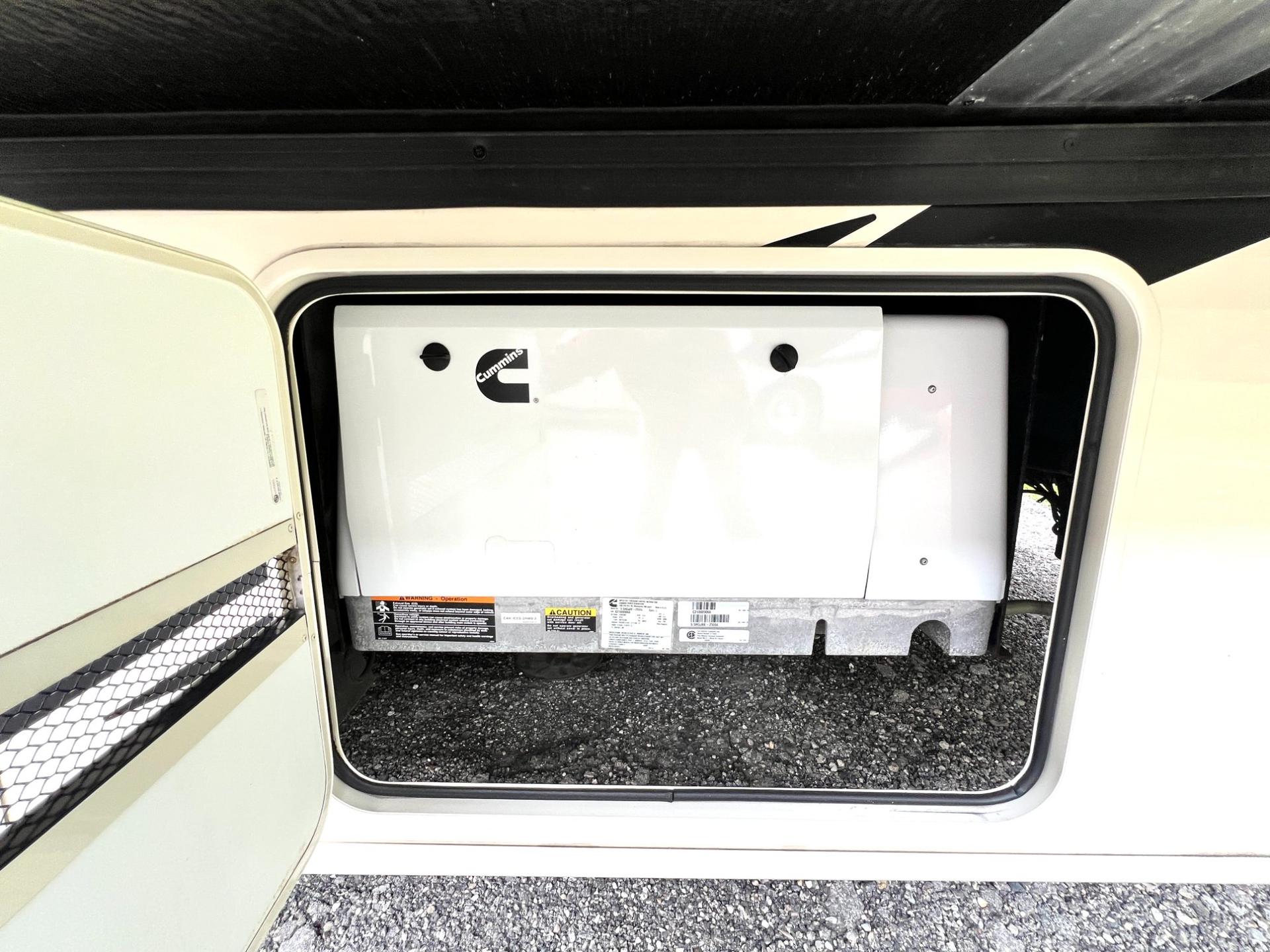 2020 Thor Motor Coach 2020 Thor Motor Coach Windsport - thumbnail 11